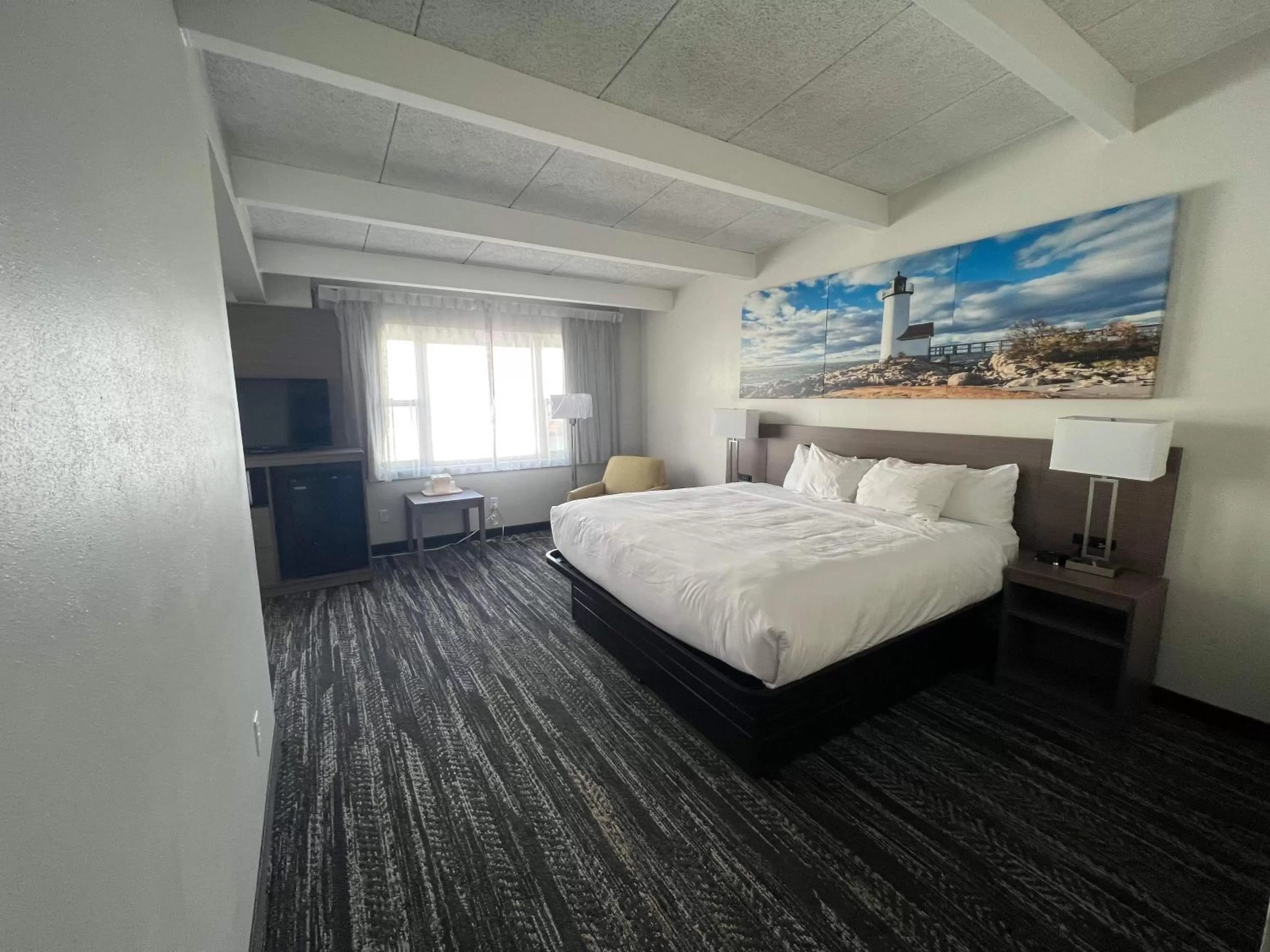 Property building in Days Inn by Wyndham Manitowoc