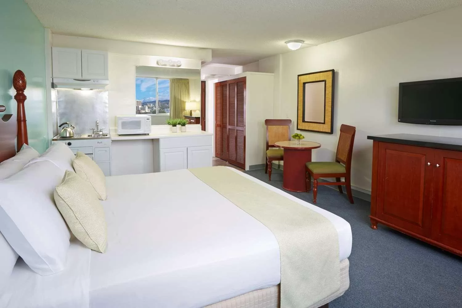 King Studio in Pagoda Hotel