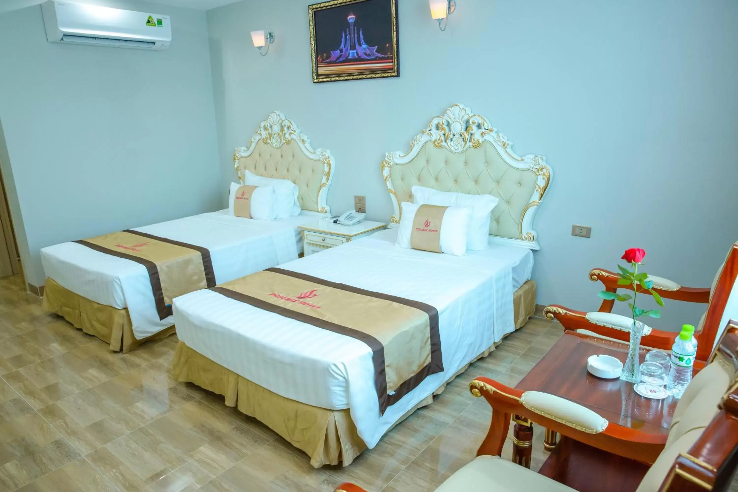 Bed in Khách Sạn Phượng Hoàng 3 Bed in Khách Sạn Phượng Hoàng 3