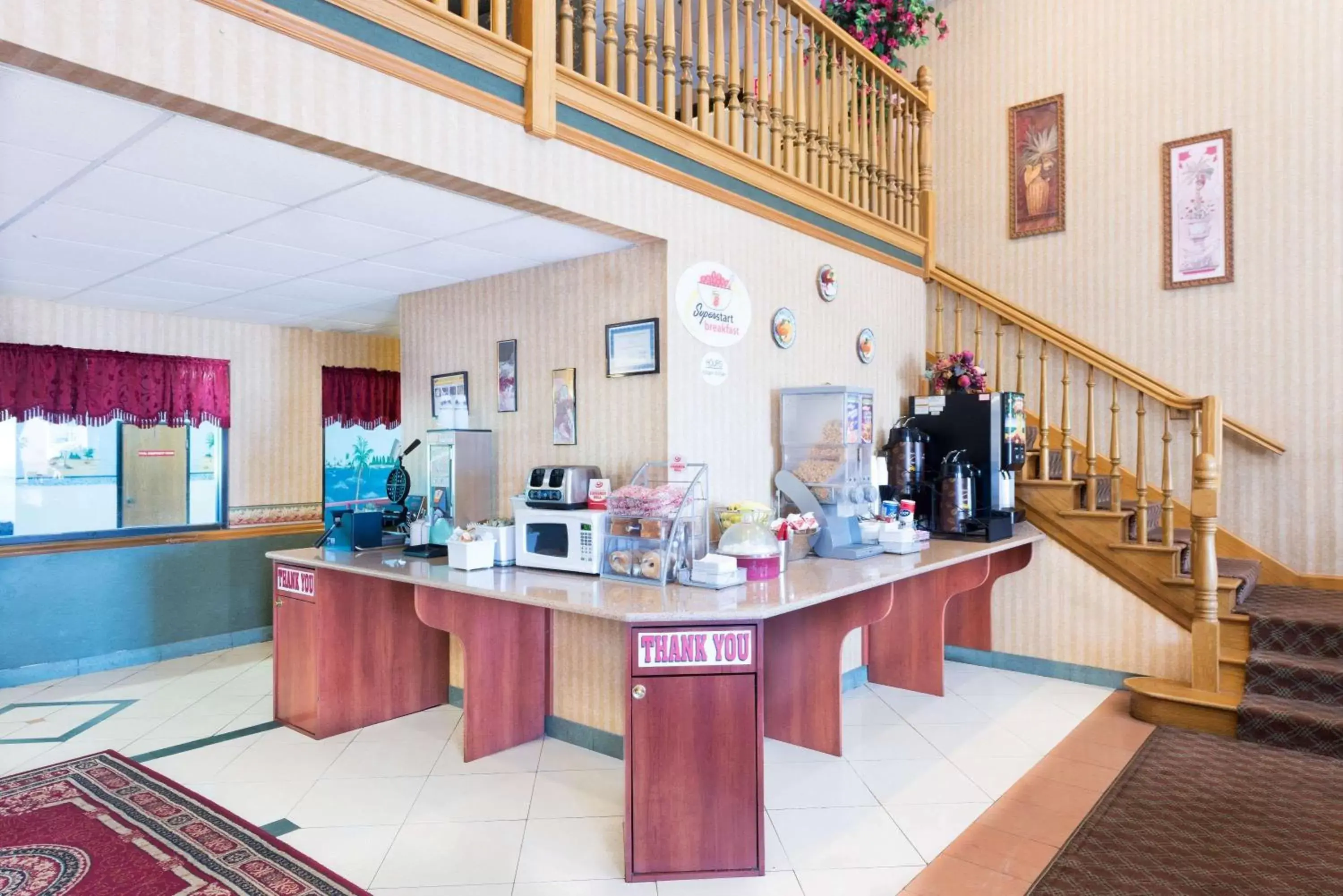 Restaurant/places to eat in Super 8 by Wyndham Troy IL/St. Louis Area