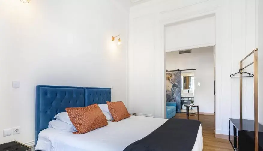 Bedroom, Bed in Lisbon 5 Hotel