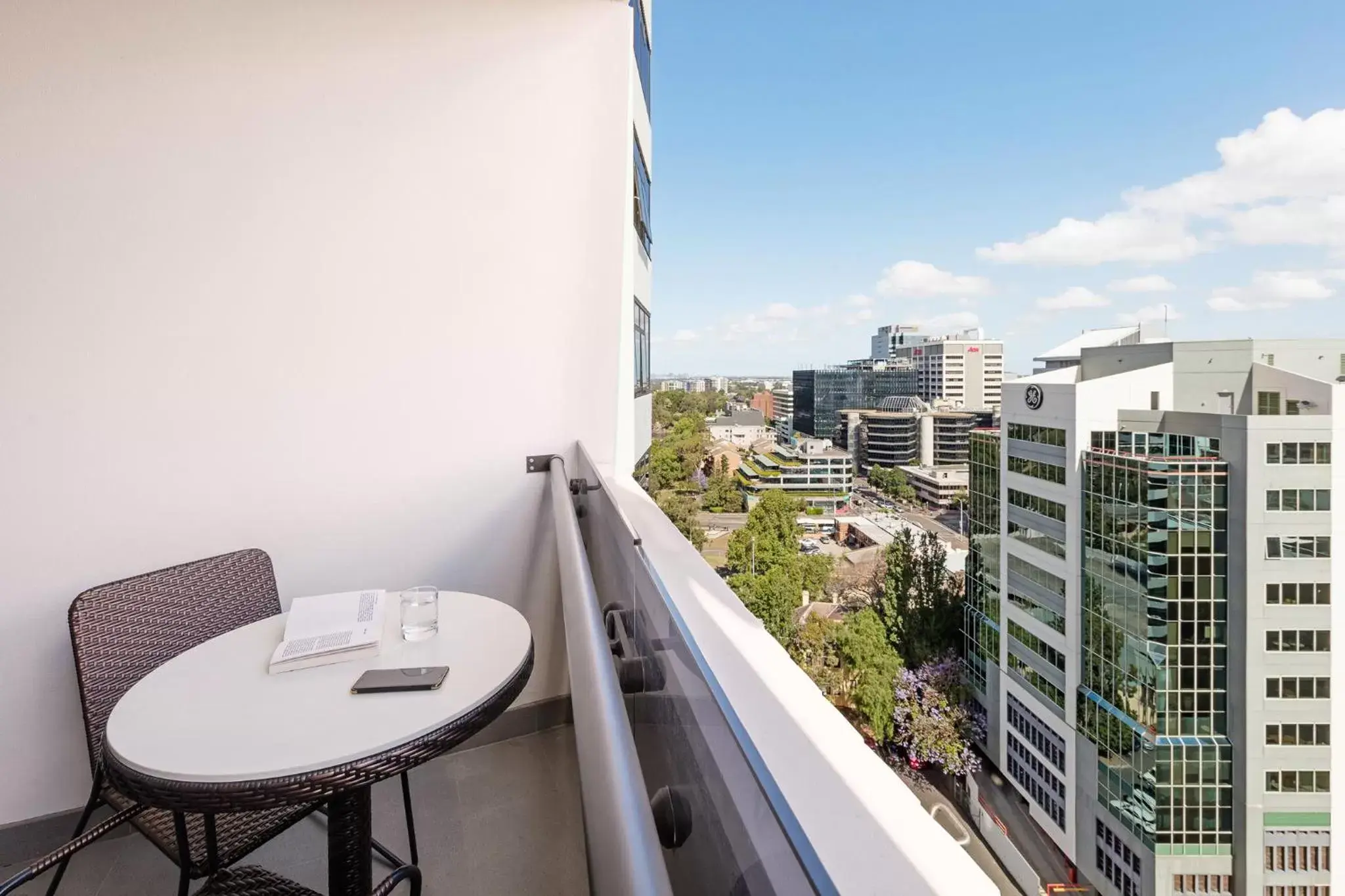 Balcony/Terrace in Meriton Suites Church Street, Parramatta