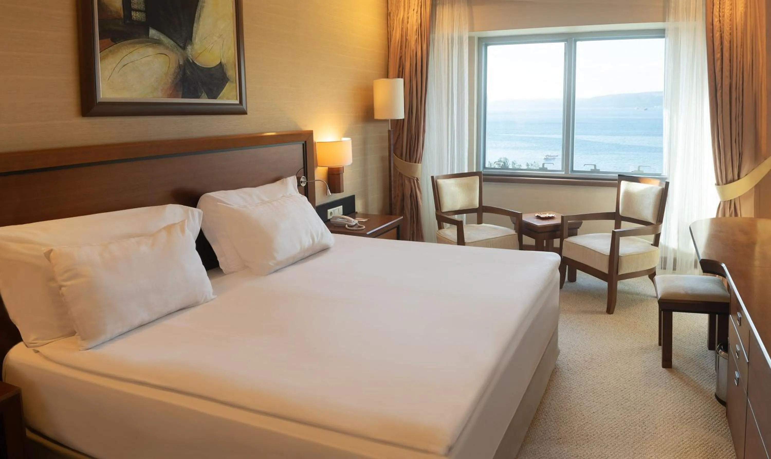 Bedroom, Bed in Kolin Hotel Spa & Convention Center