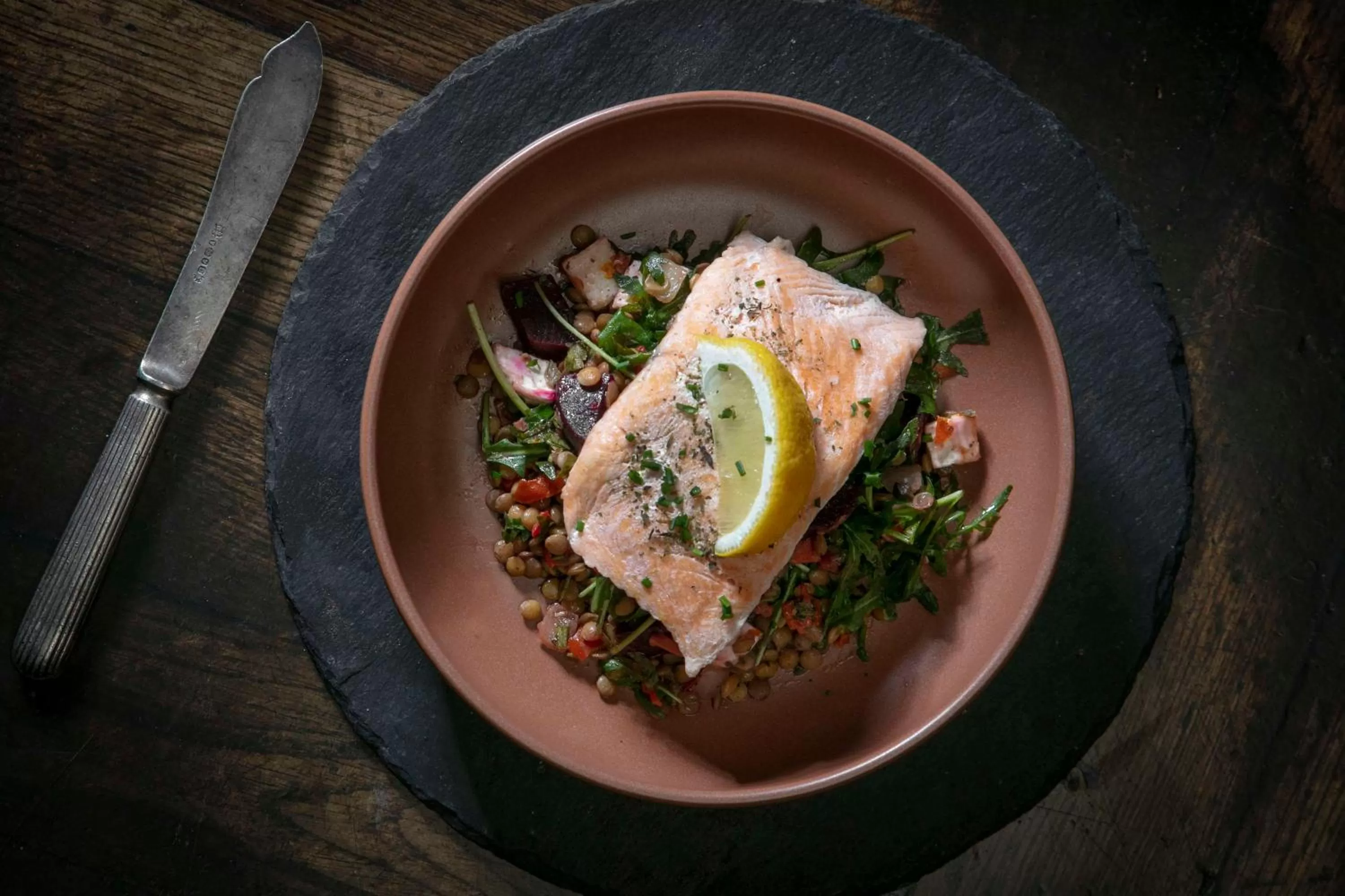 Restaurant/places to eat in The Crown London, WorldHotels Distinctive