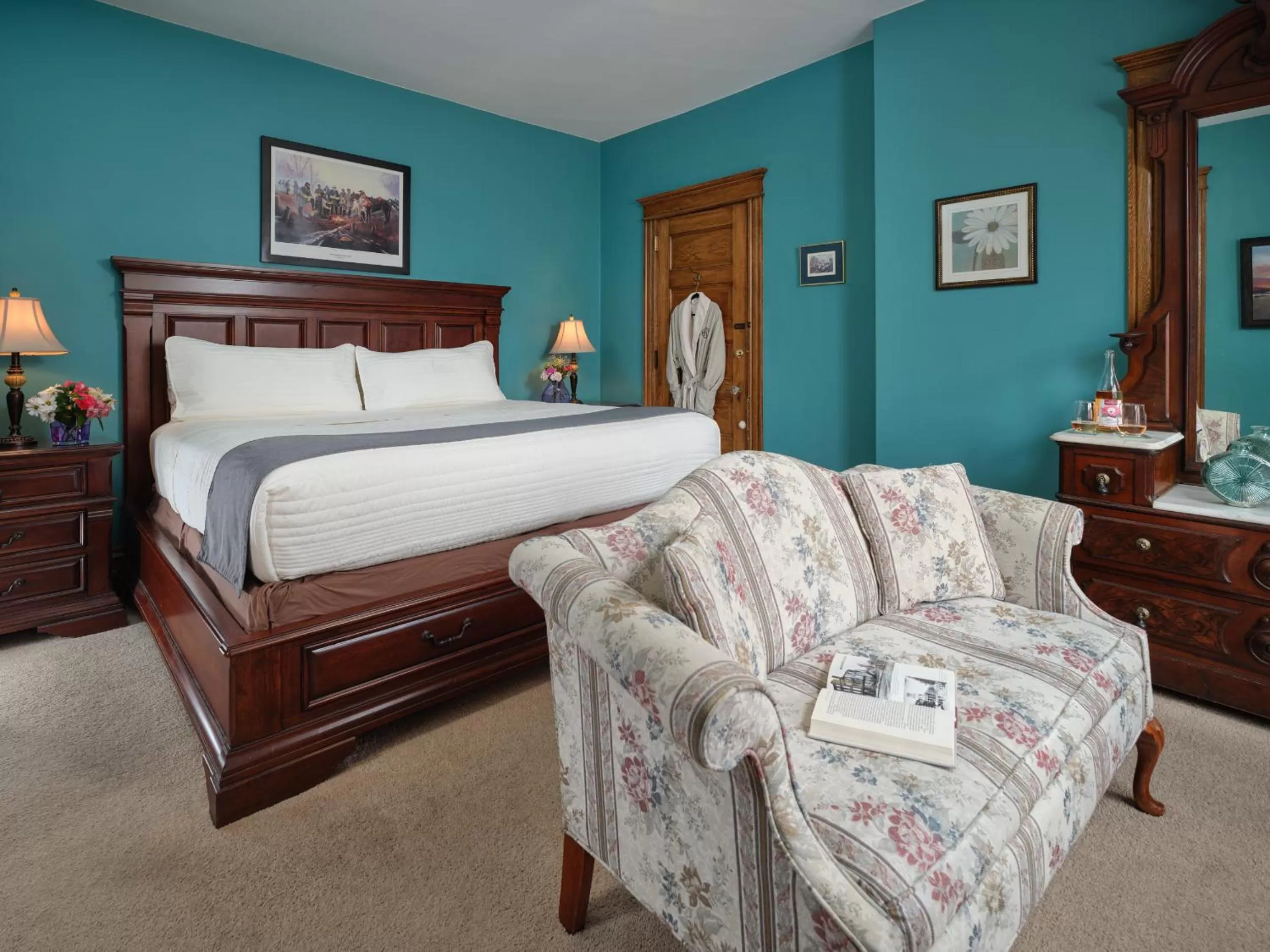 Bed in Keystone Inn Bed and Breakfast