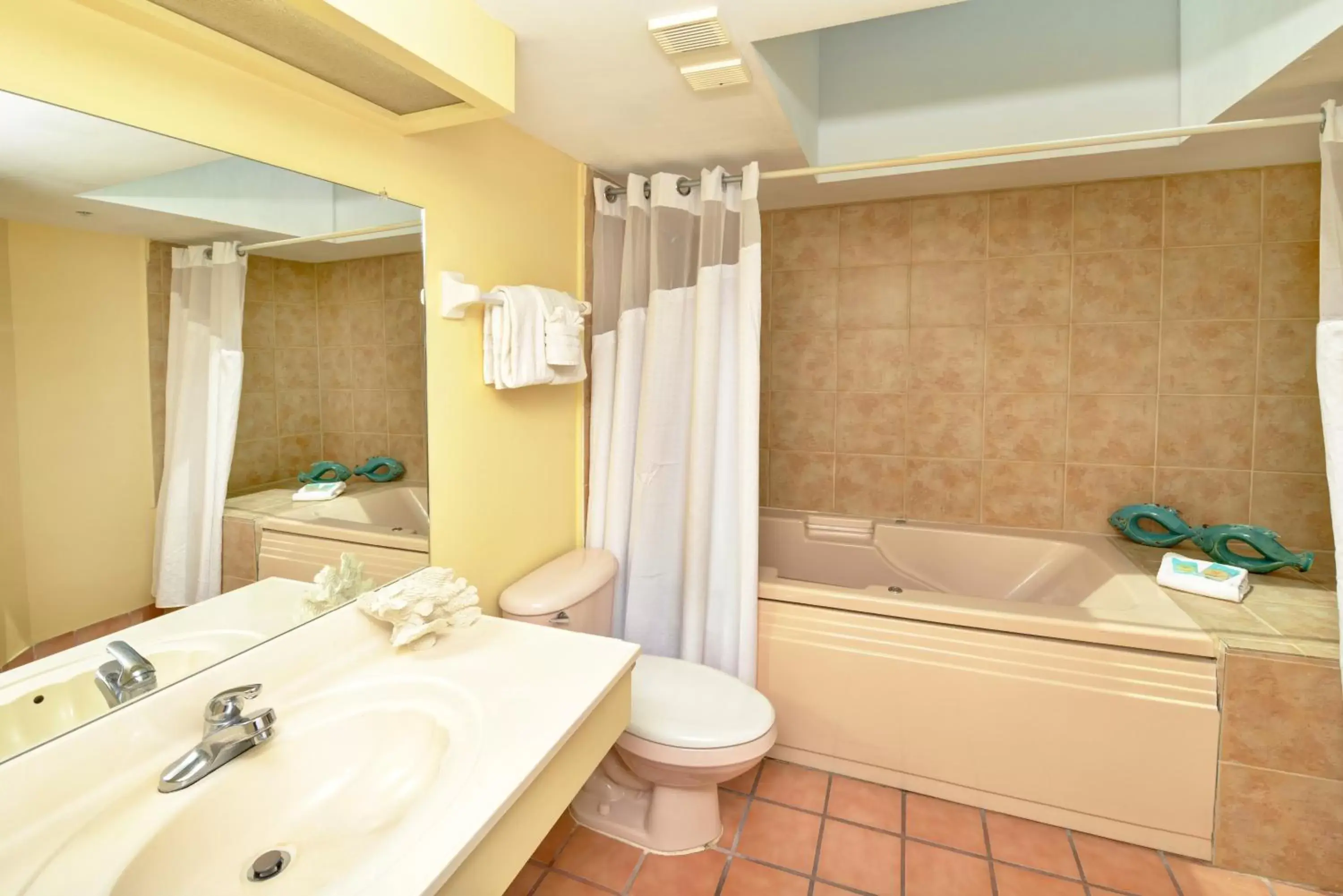 Bathroom in El Caribe Resort and Conference Center