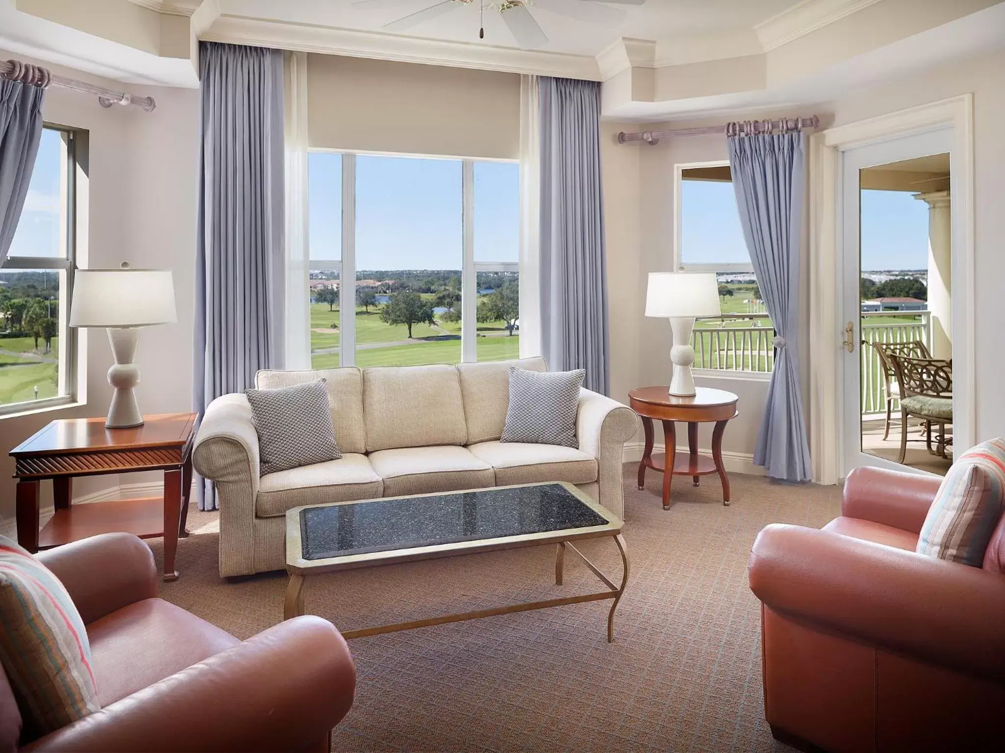 Living room, Seating Area in Omni Orlando Resort at Championsgate