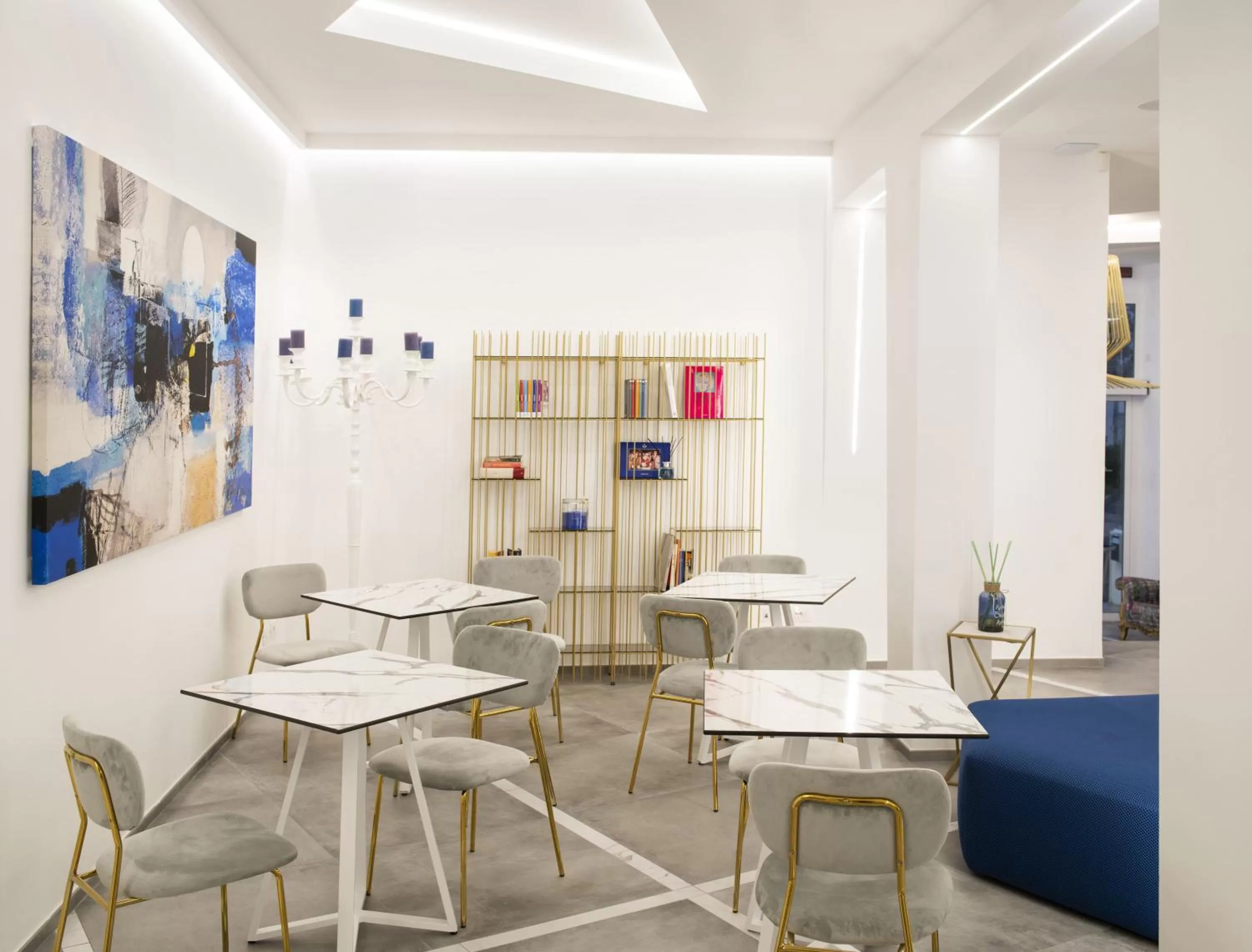 Lounge or bar in One Design Hotel