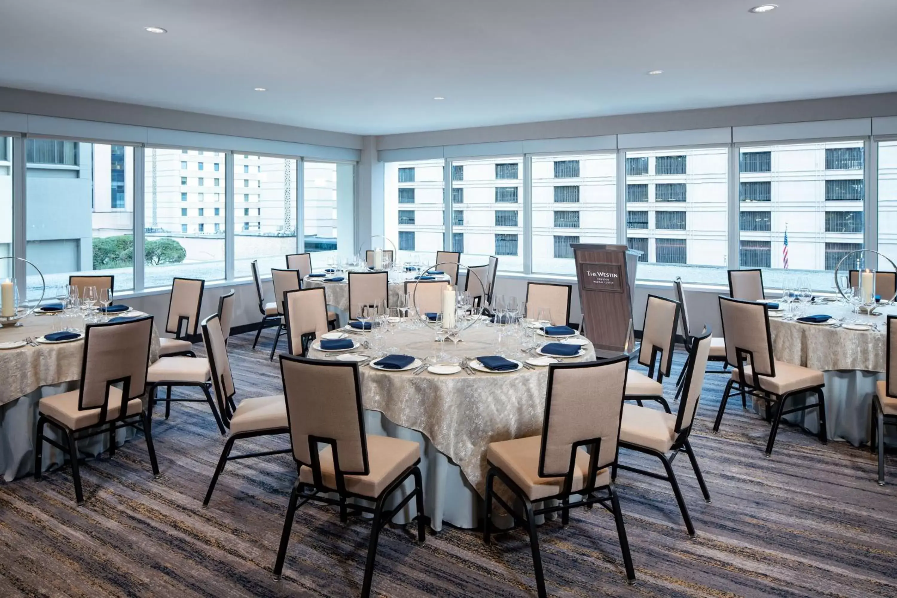 Meeting/conference room, Restaurant/Places to Eat in The Westin Houston Medical Center - Museum District