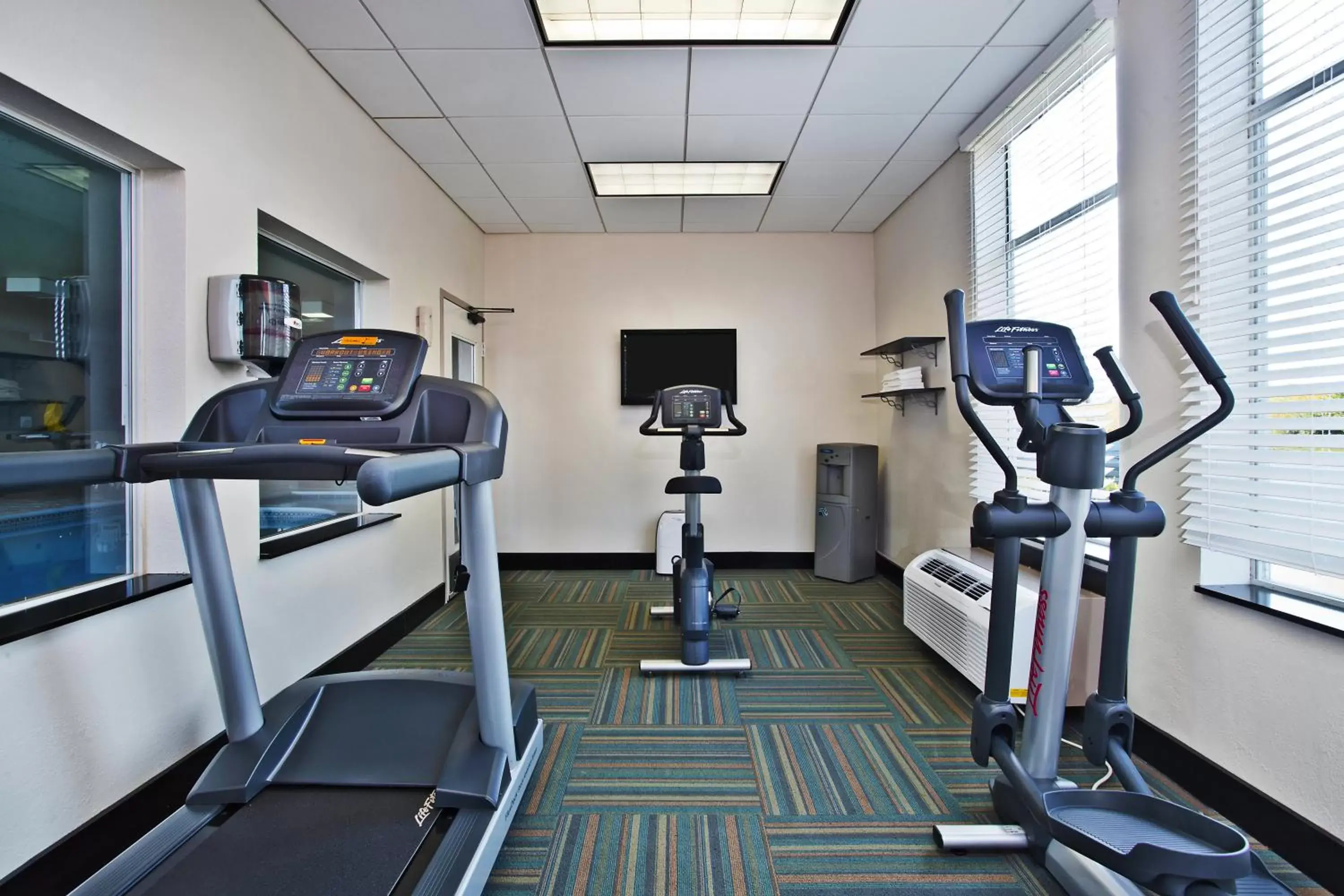 Fitness centre/facilities, Fitness Center/Facilities in Holiday Inn Express Hotel & Suites Columbus Southeast Groveport, an IHG Hotel