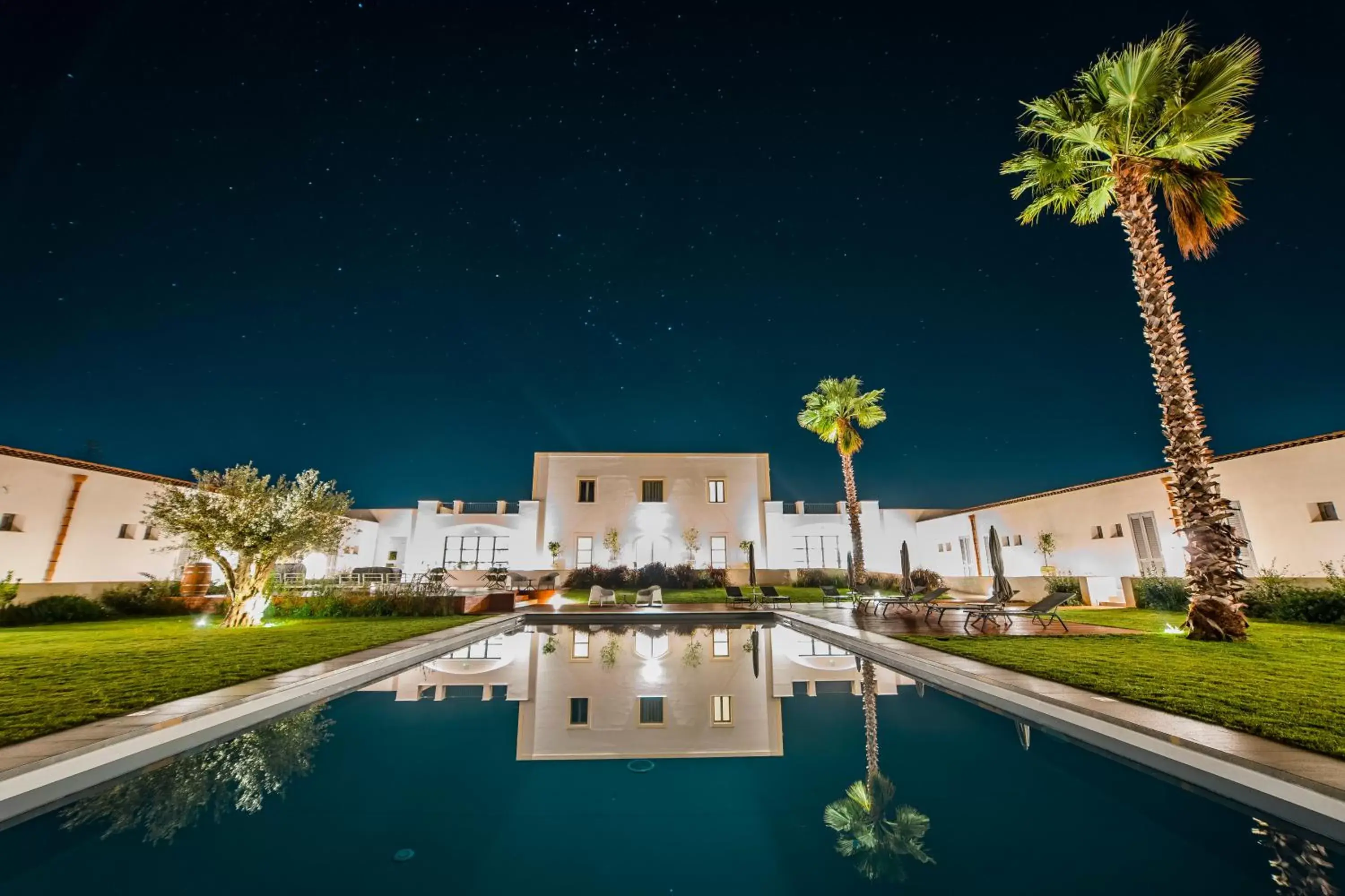 Night, Swimming Pool in Baglio Custera