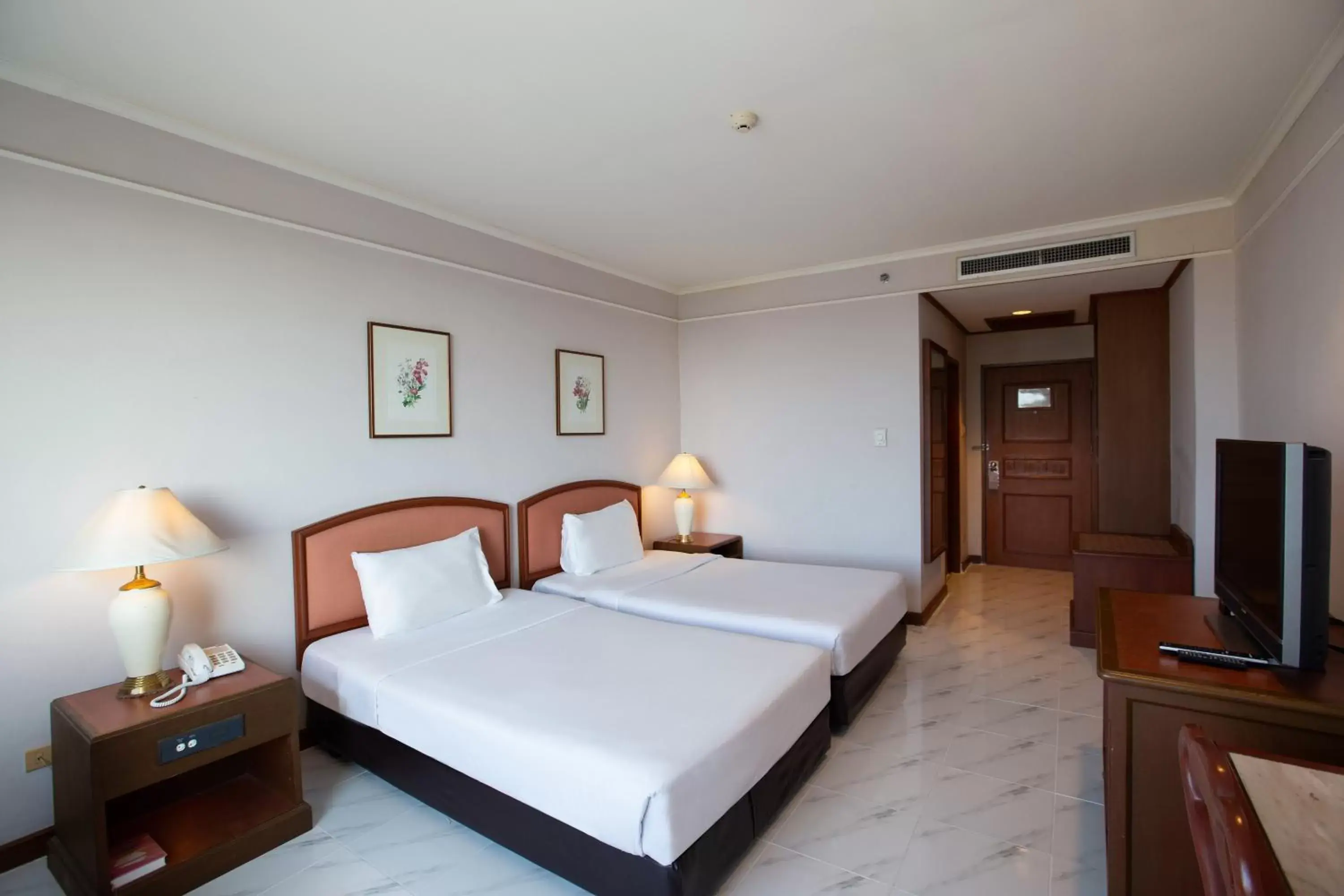 Bed in The Imperial Narathiwat Hotel Bed in The Imperial Narathiwat Hotel