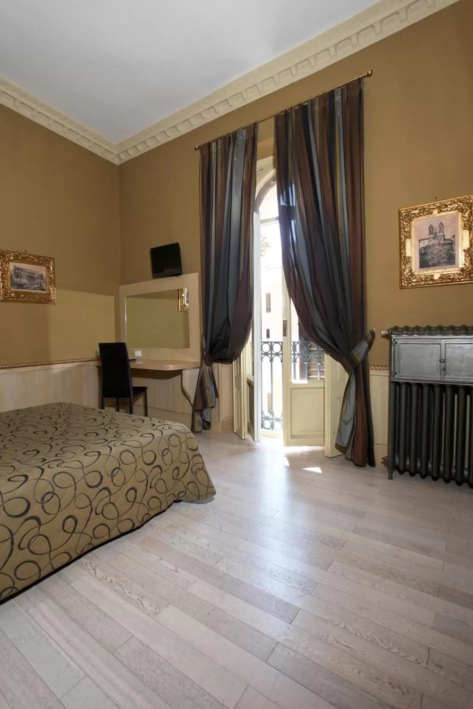 Bedroom, Bed in Hotel Nardizzi Americana