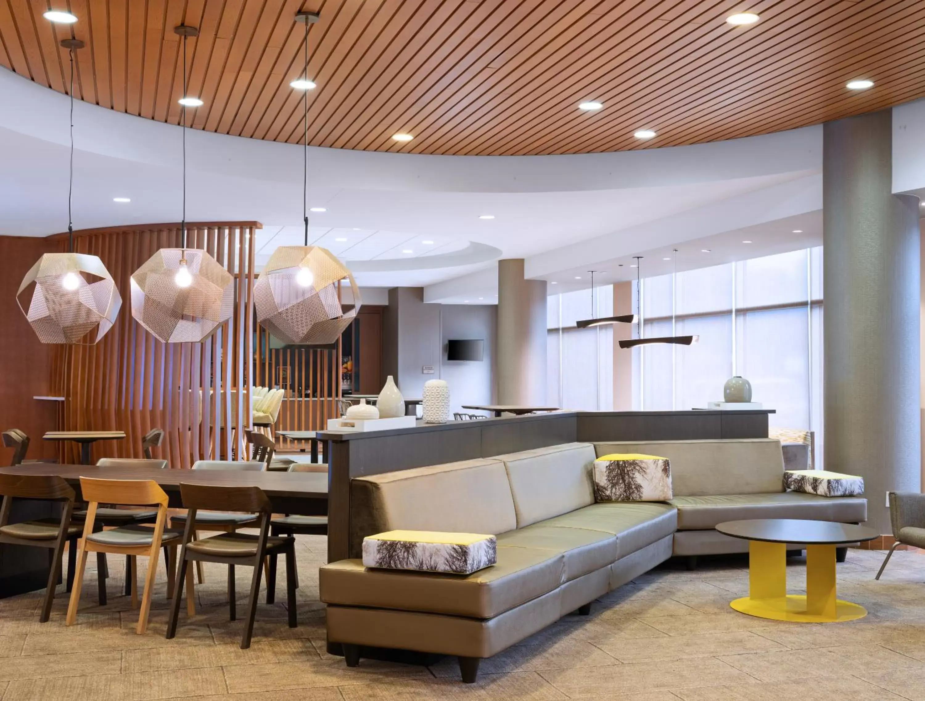 Lounge or bar, Seating Area in SpringHill Suites by Marriott Pittsburgh Mt. Lebanon