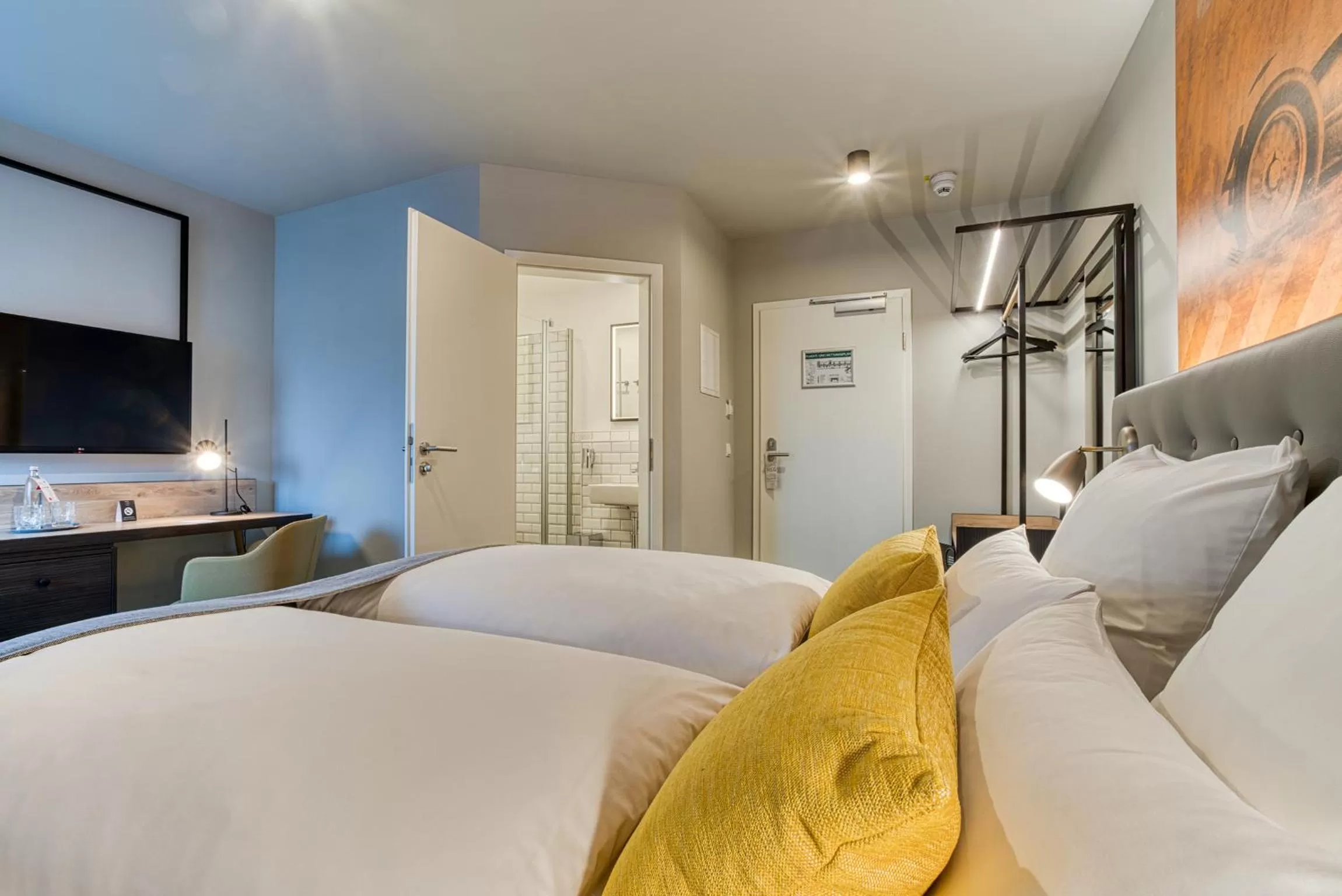 Photo of the whole room in NYCE Hotel Ingolstadt