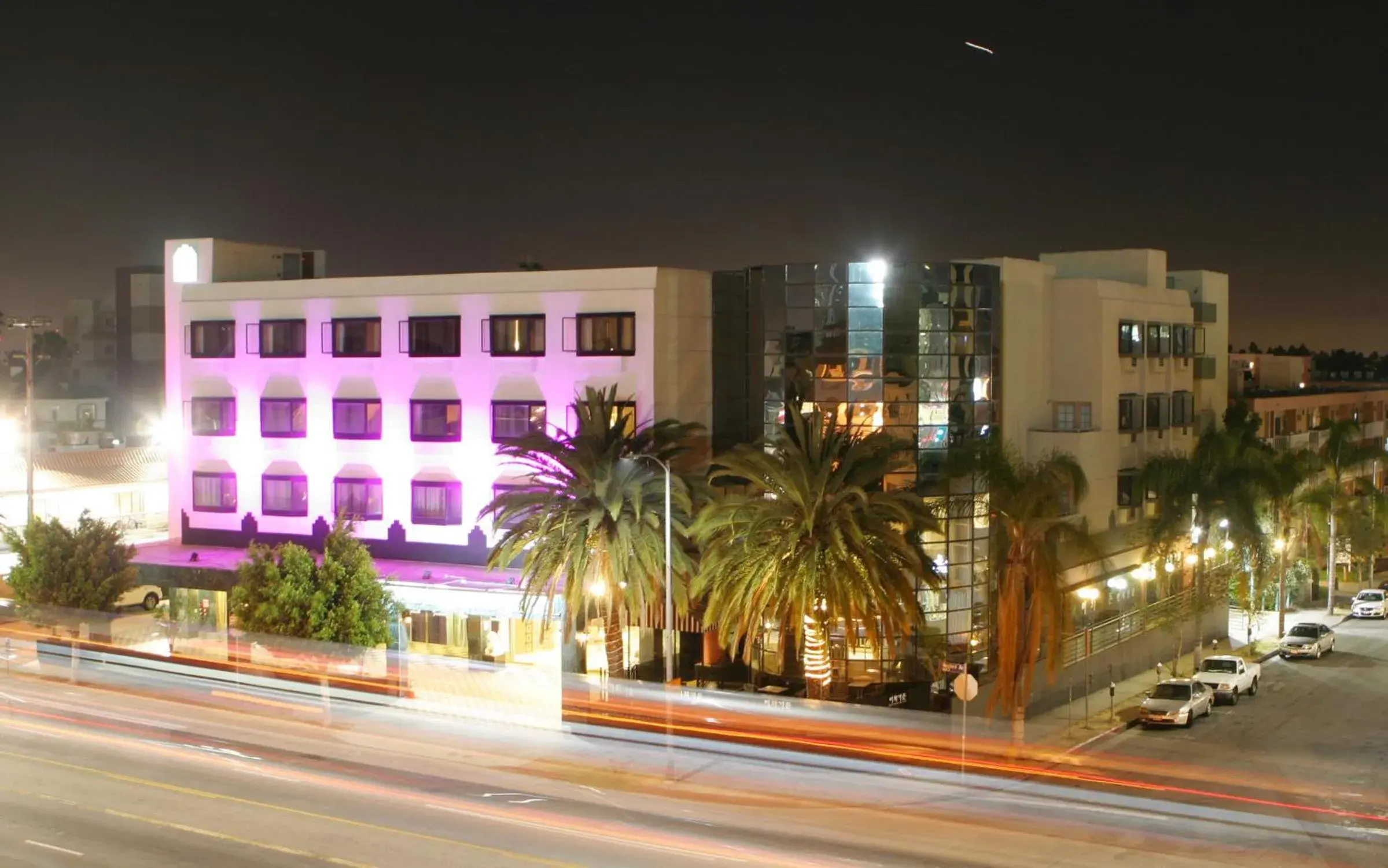 Property Building in Garden Suite Hotel