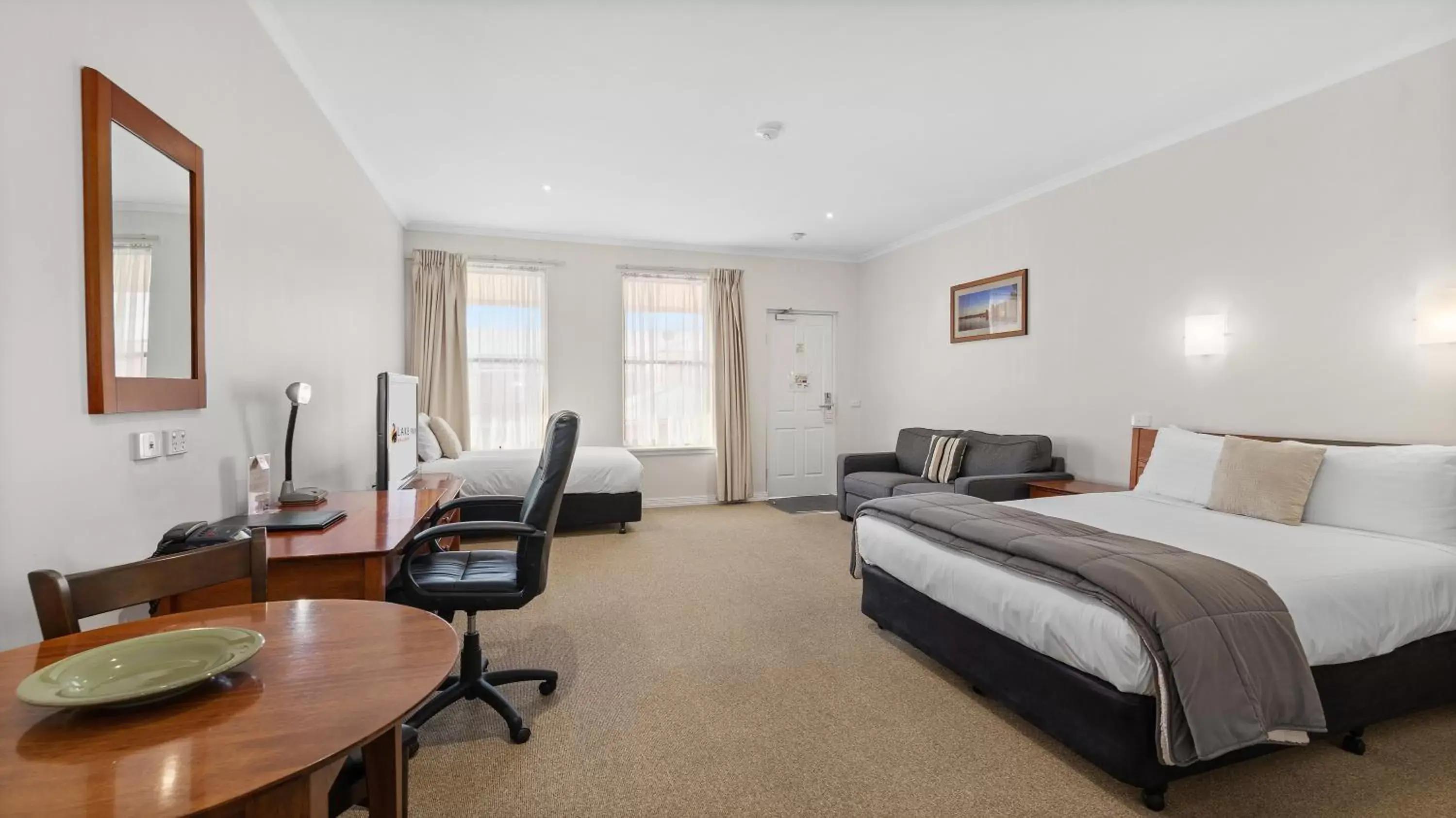 Living room in Lake Inn - Ballarat