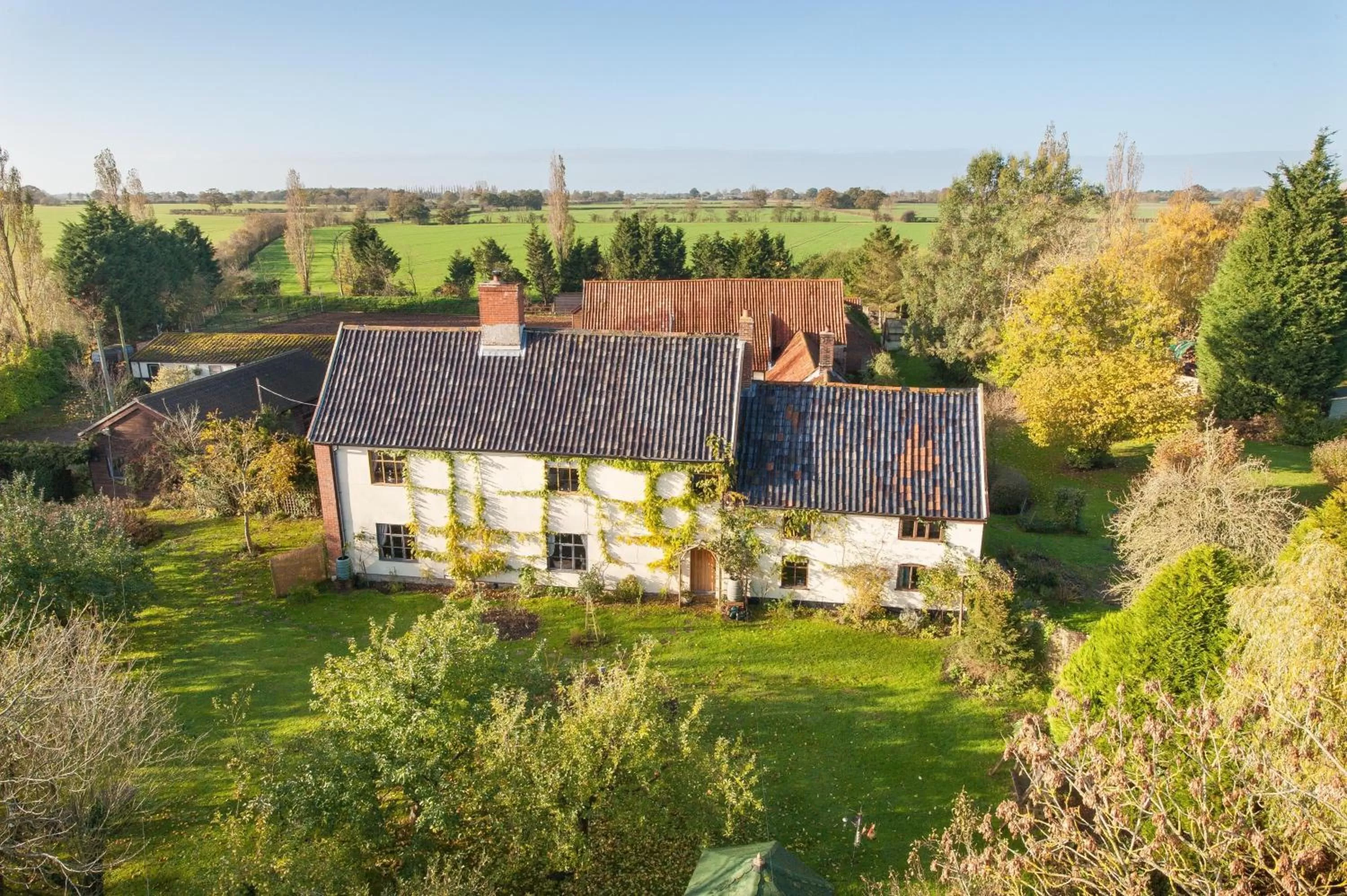 Property building, Bird's-eye View in Valley Farmhouse B&B