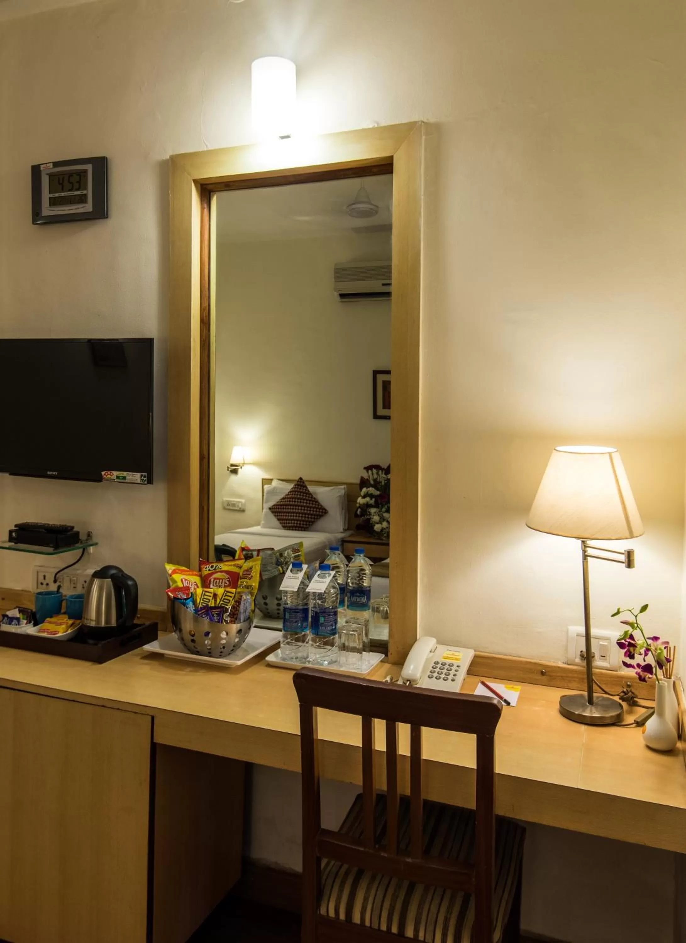 TV and multimedia in Hotel Phoenix Koregaon Park