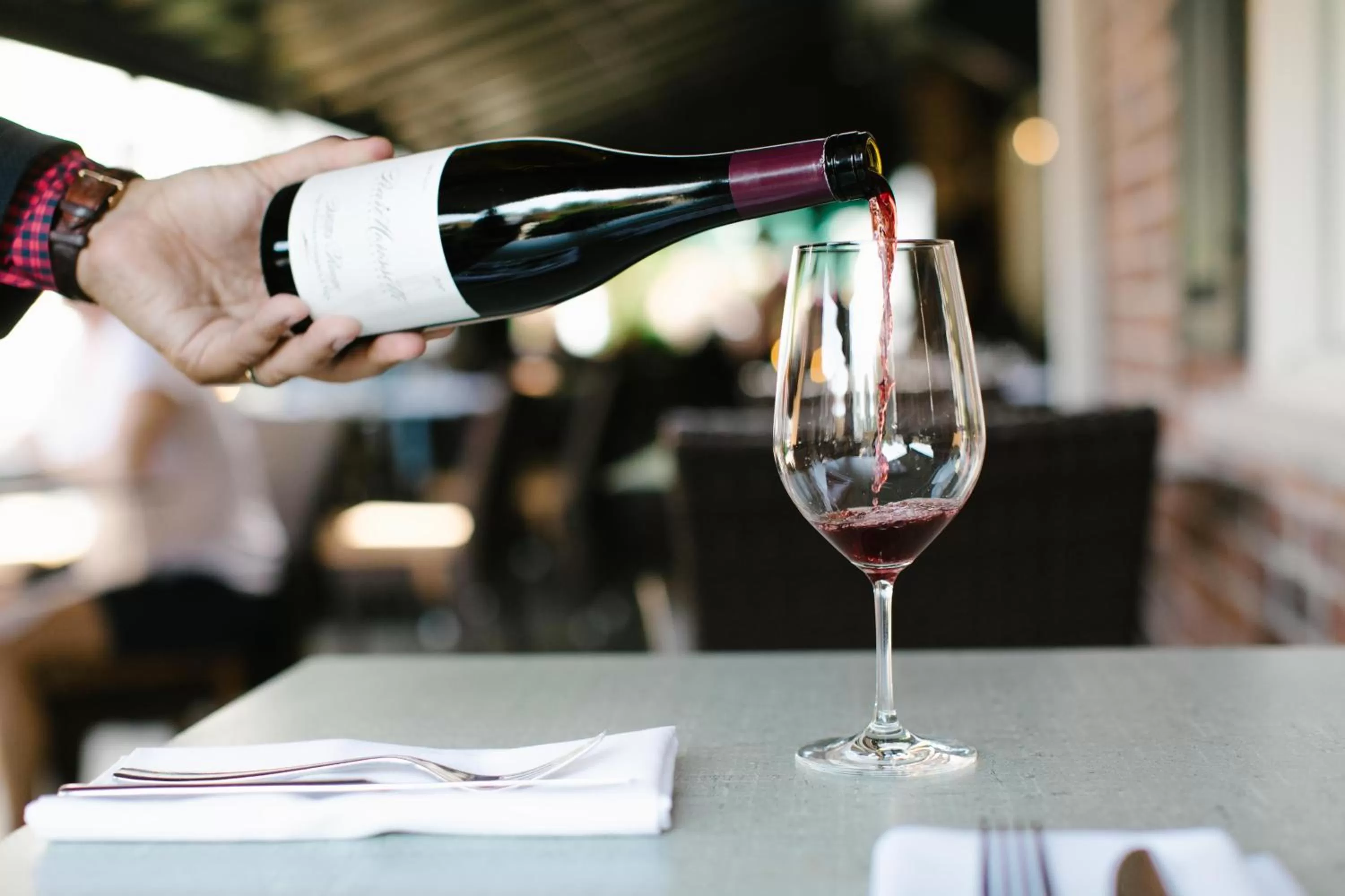 Food and drinks in 124 on Queen Hotel & Spa