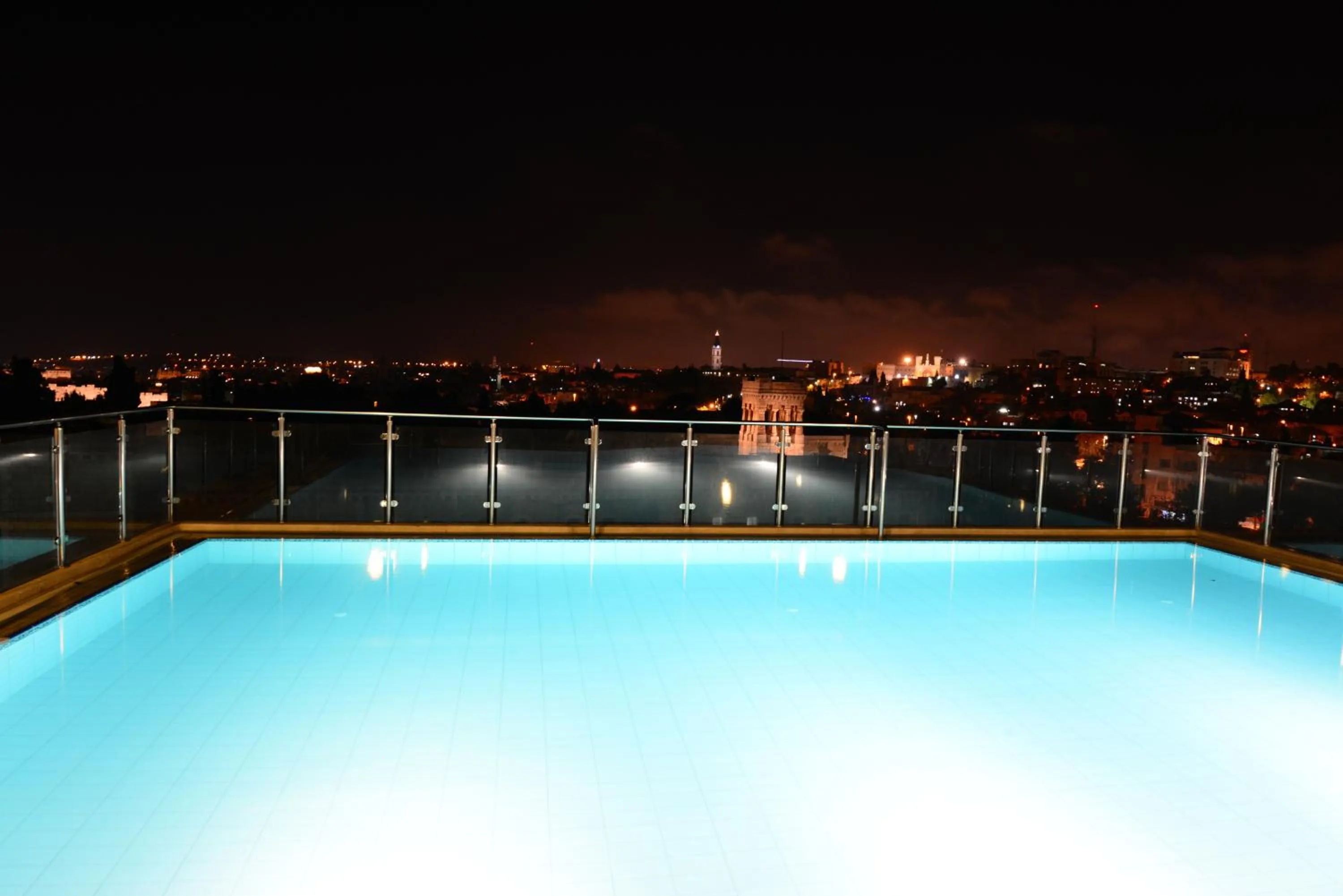 Swimming pool in St. George Hotel