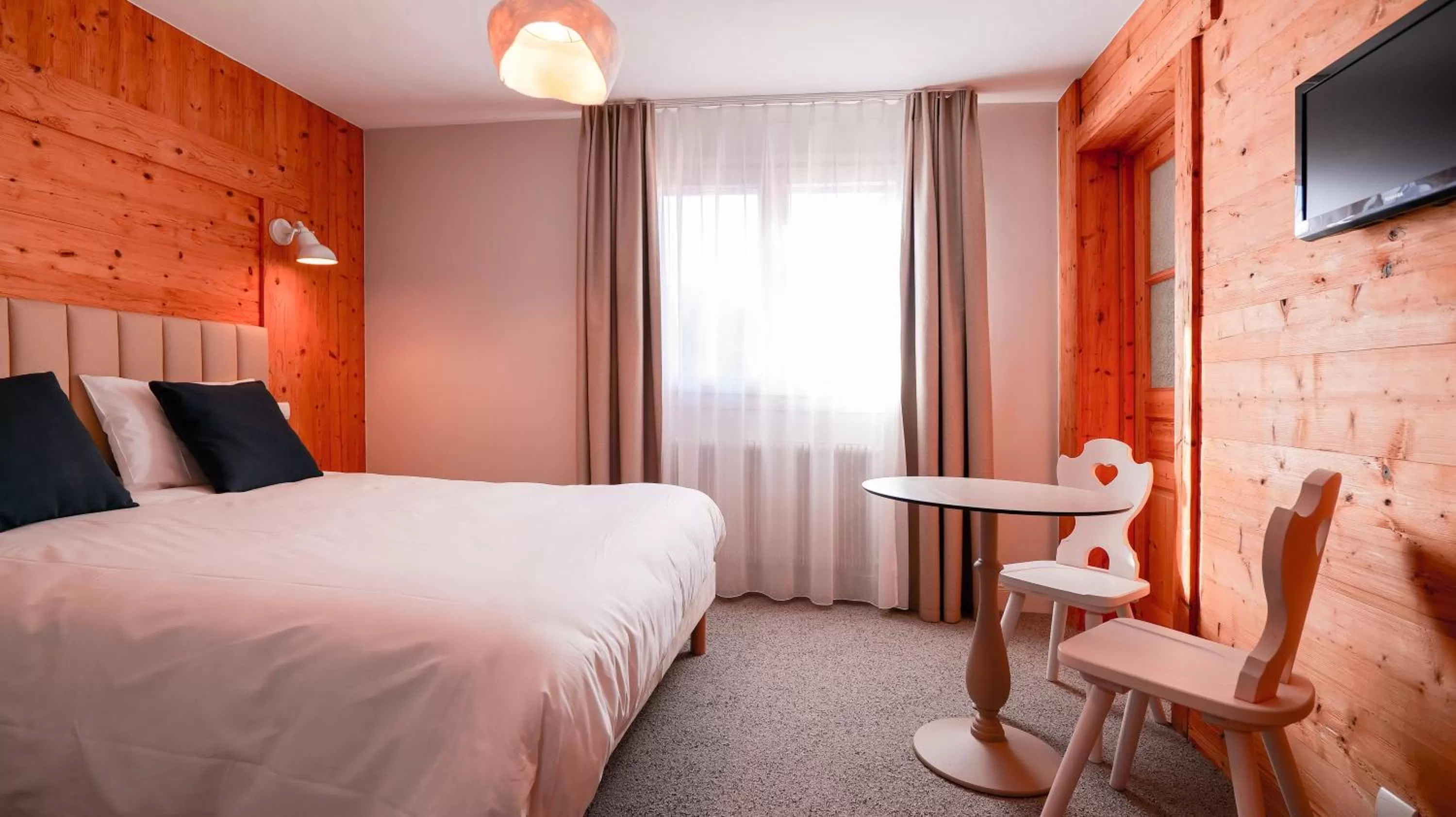 Bed in Hôtel des 2 Gares