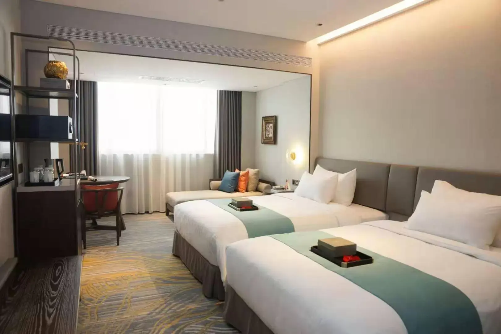 Bed in Dong Fang Hotel Guangzhou, Canton Fair Free Shuttle Bus, Canton Fair Buyer Official Registration