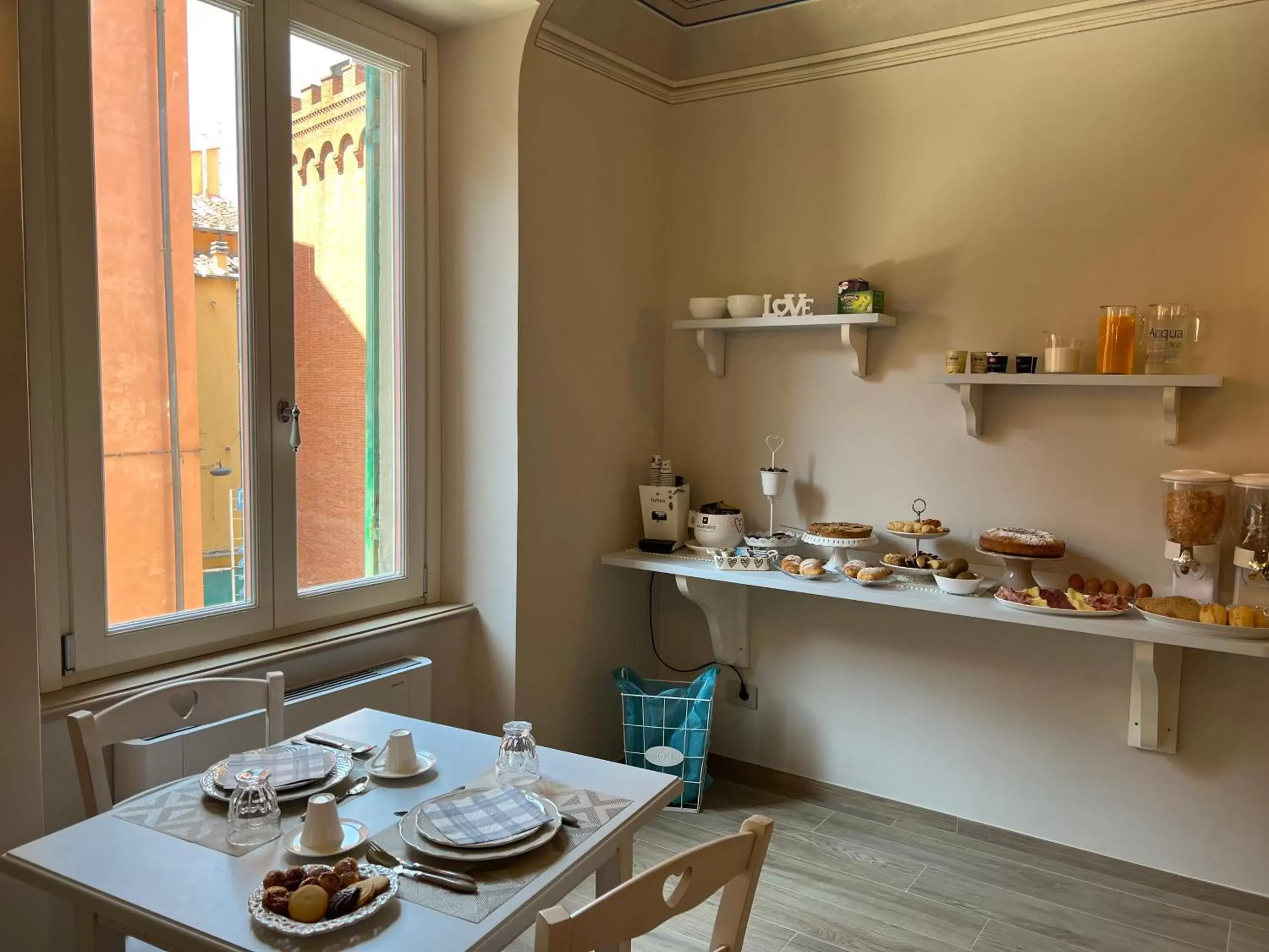 Restaurant/Places to Eat in La Perla del Borgo B&B