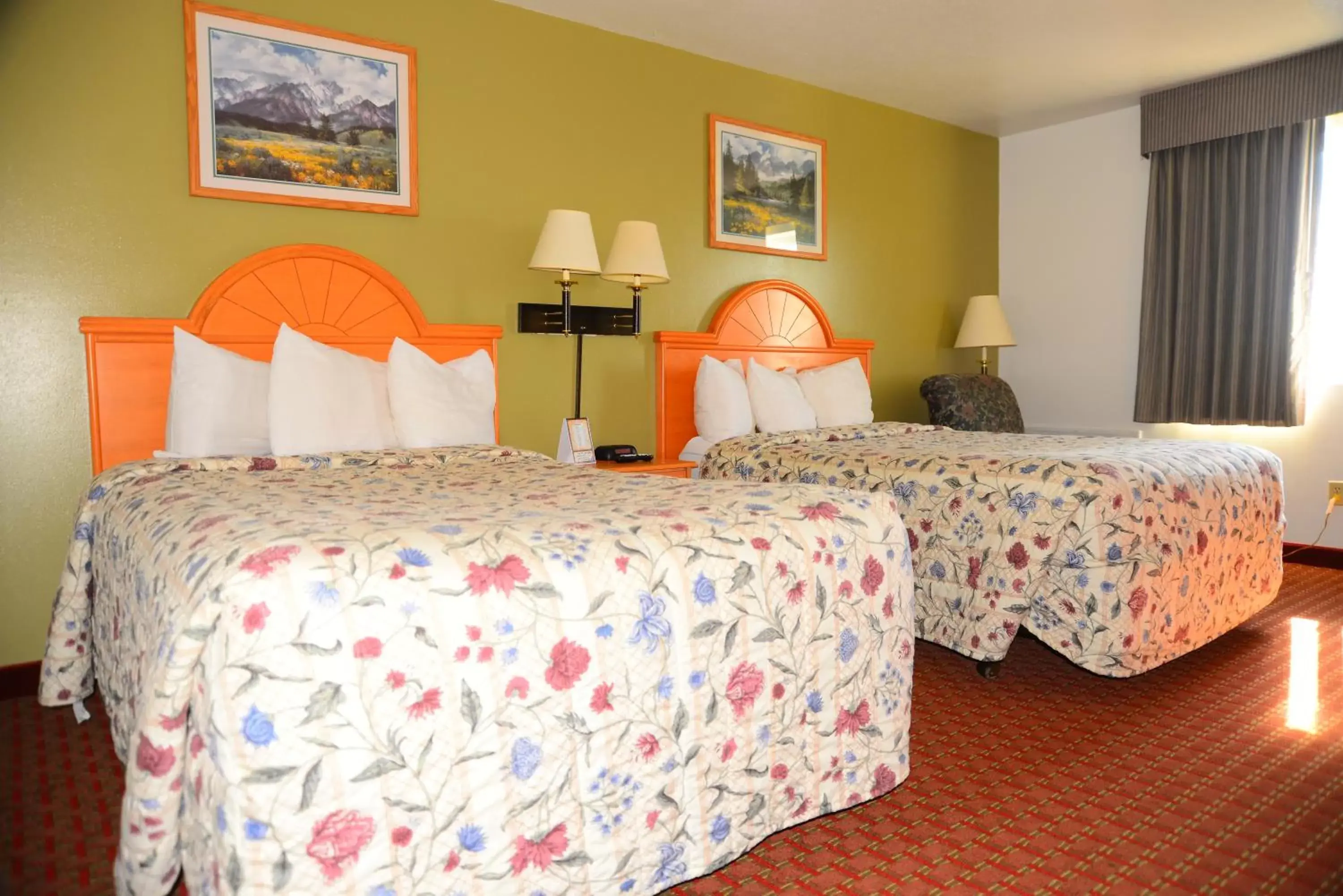 Bedroom, Bed in Budget Inn Express Bedroom, Bed in Budget Inn Express