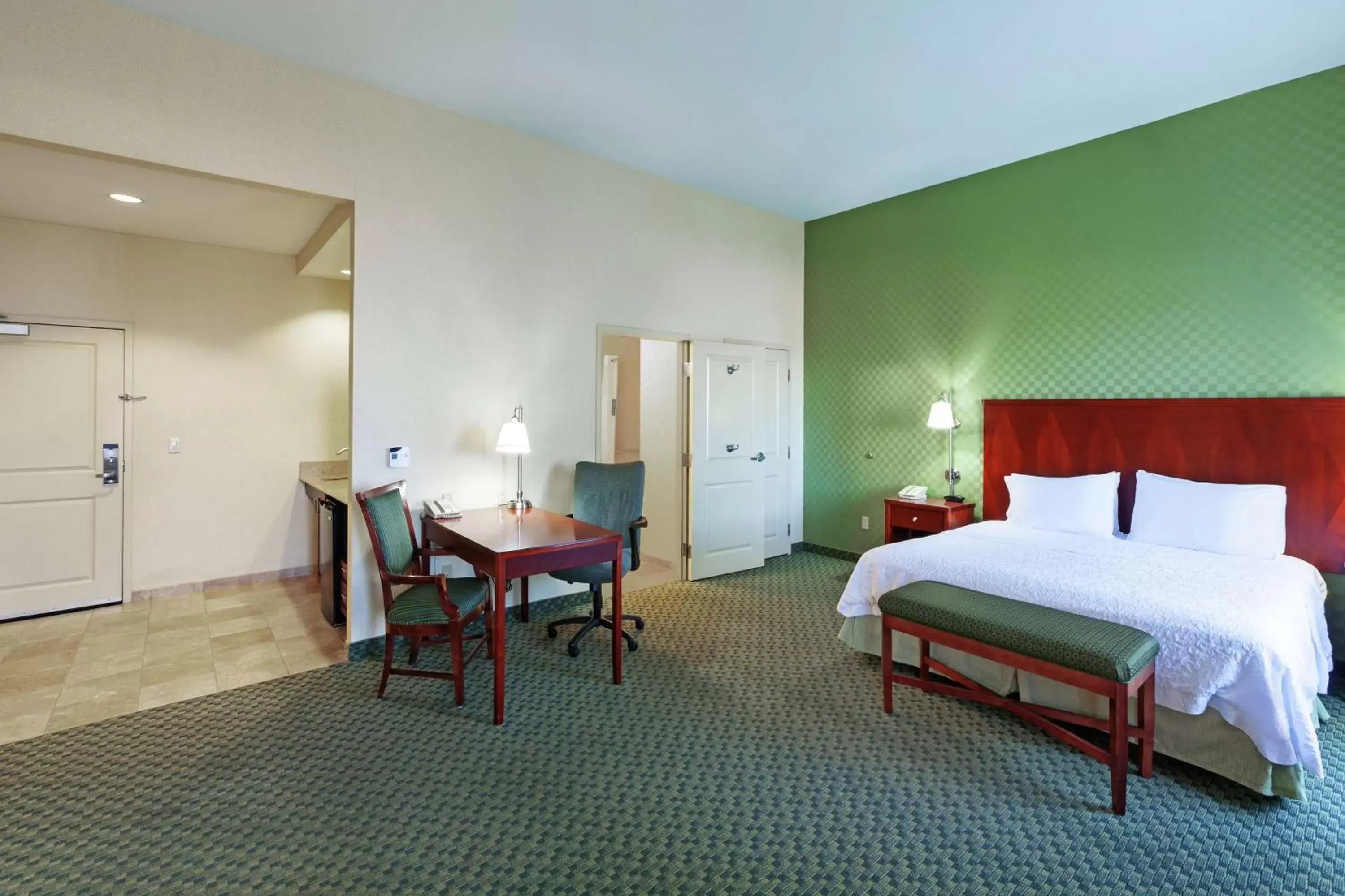 Bedroom in Hampton Inn & Suites El Paso West