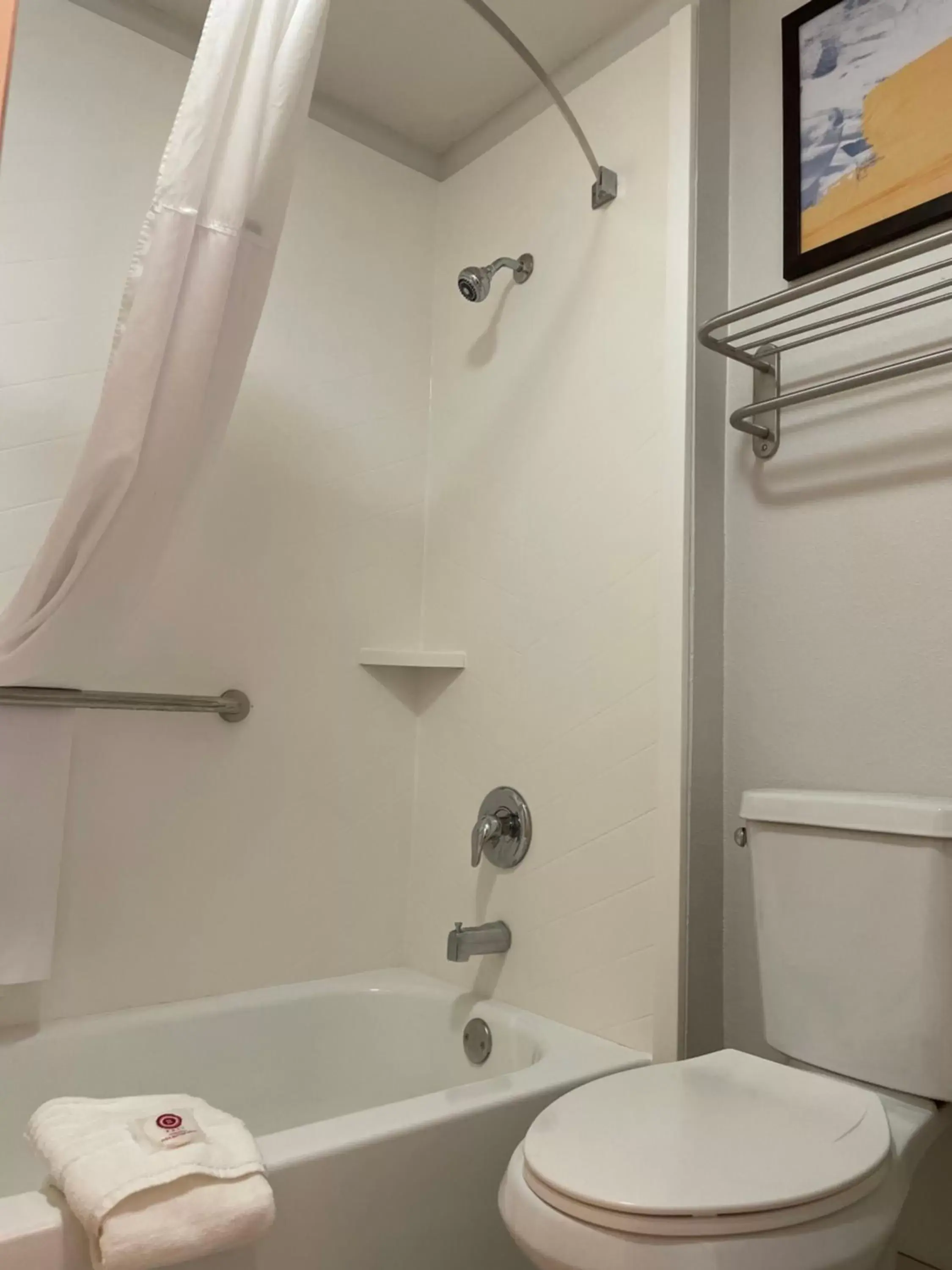 Bathroom in Comfort Inn & Suites Mundelein-Vernon Hills