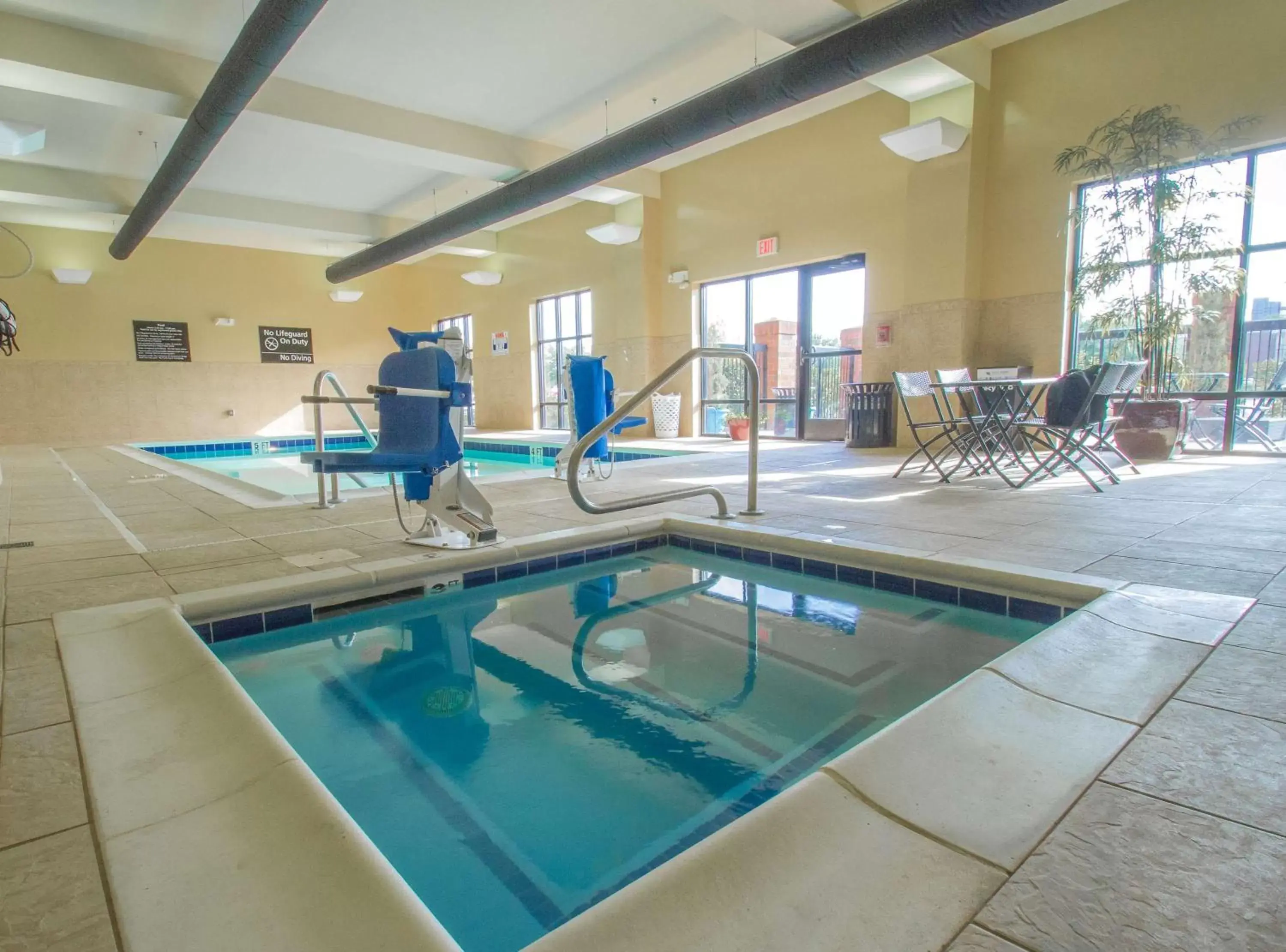 Pool view, Swimming Pool in Hampton Inn Greenville