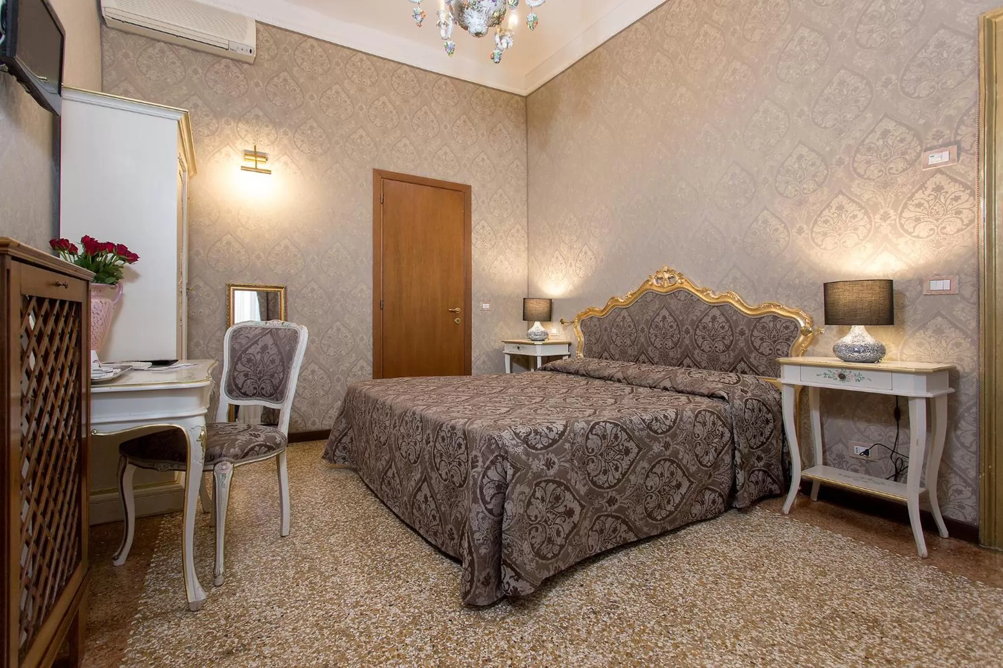 Other, Bed in Hotel Mezzo Pozzo