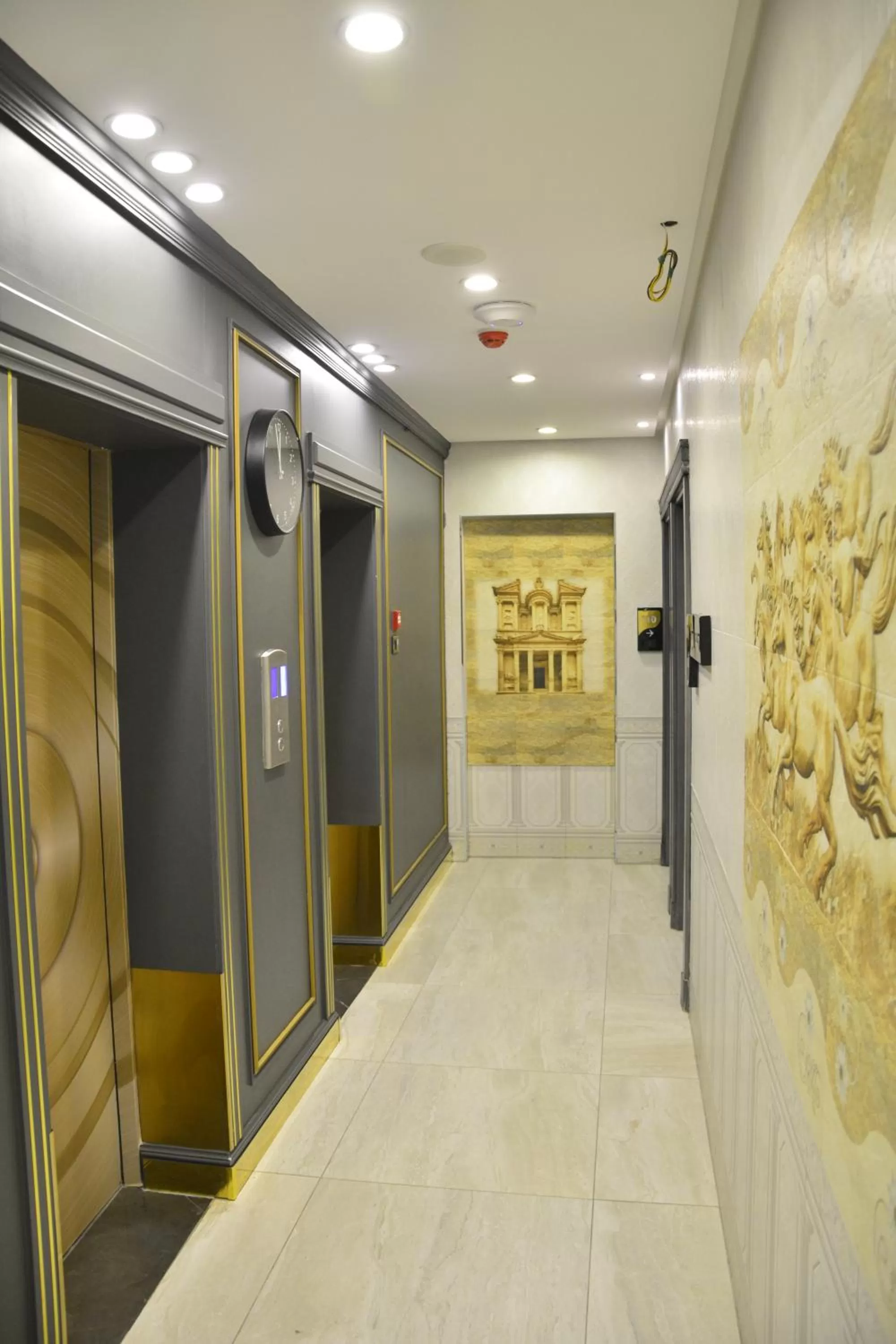 Decorative detail in Nishan Hotel