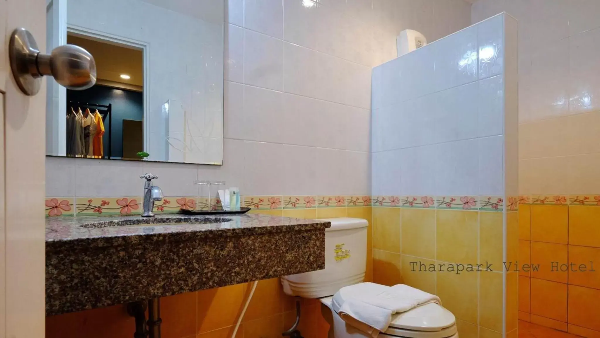 Bathroom in Tharapark View Hotel - SHA Plus