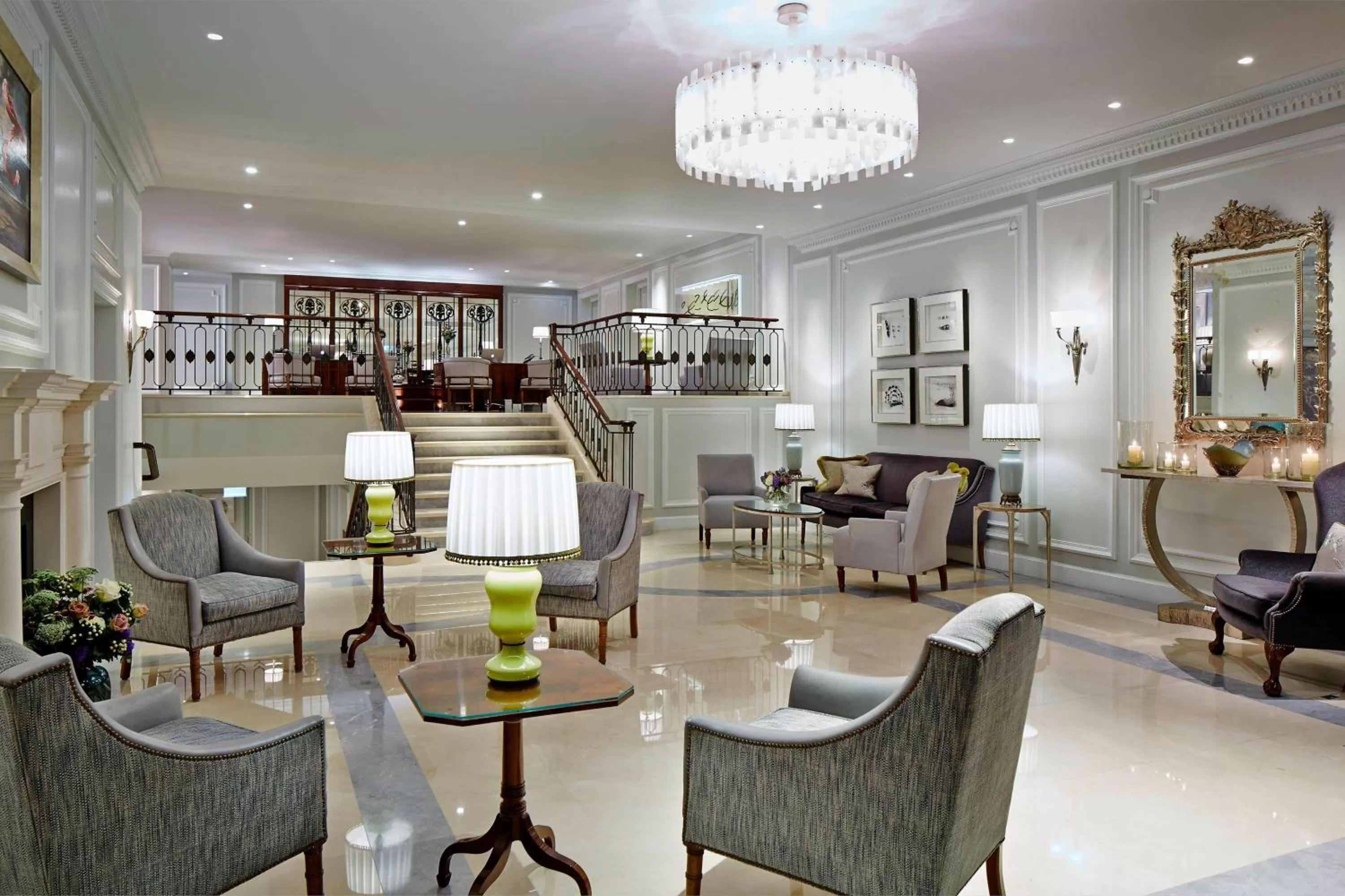 Lobby or reception in London Marriott Hotel Park Lane