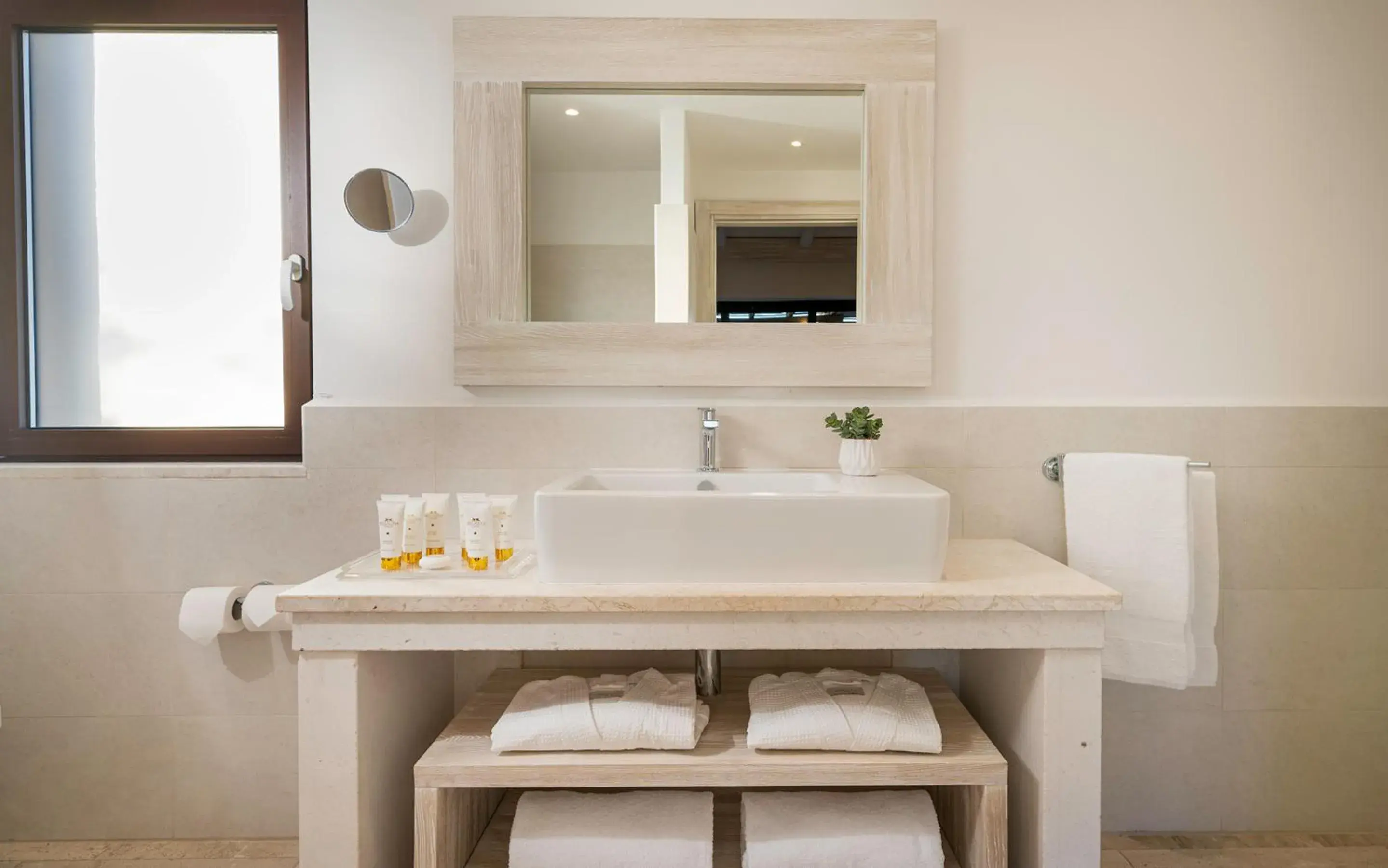 Bathroom in Baglioni Resort Sardinia - The Leading Hotels of the World