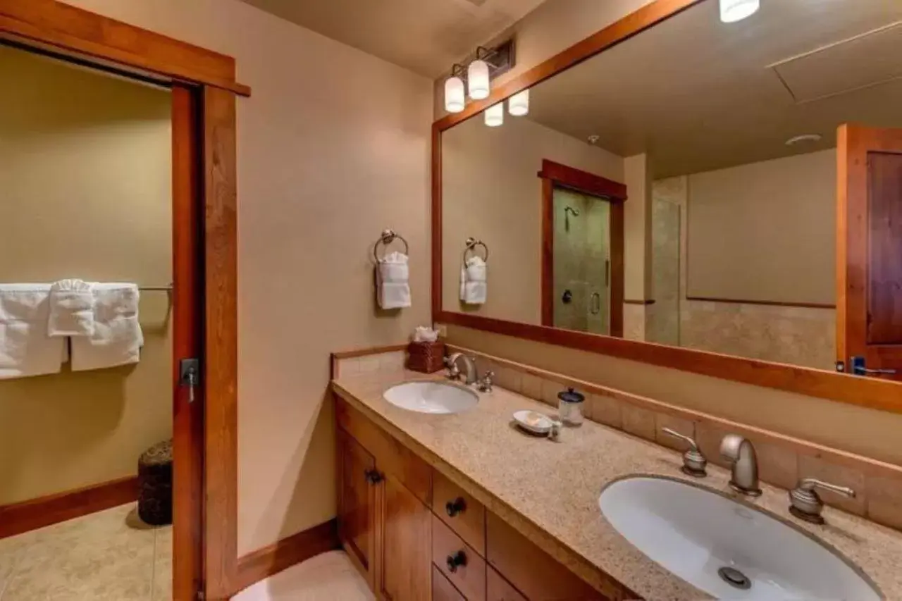Bathroom in East West Hospitality at Tahoe