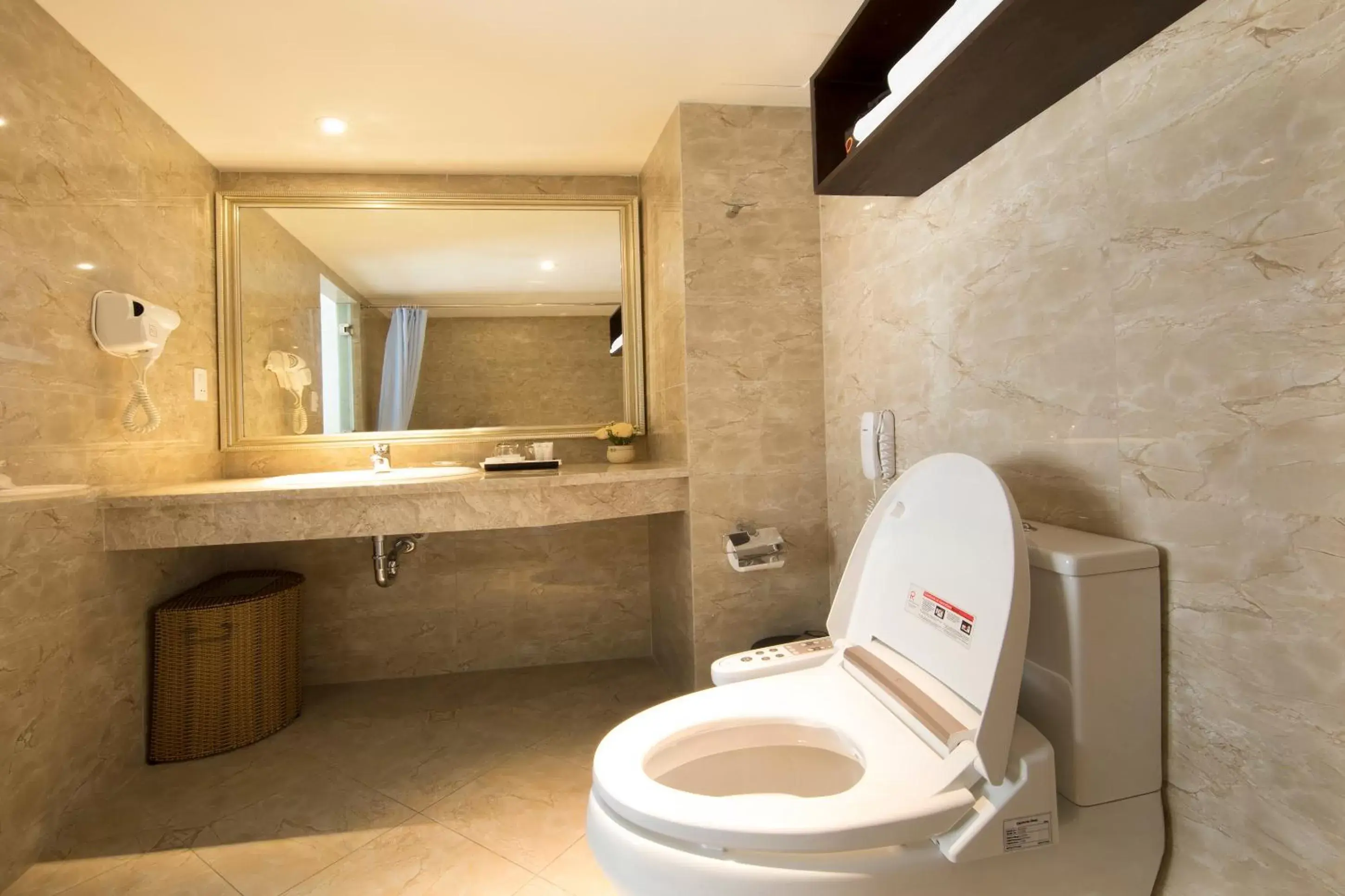 Bathroom in Roseland Centa Hotel & Spa