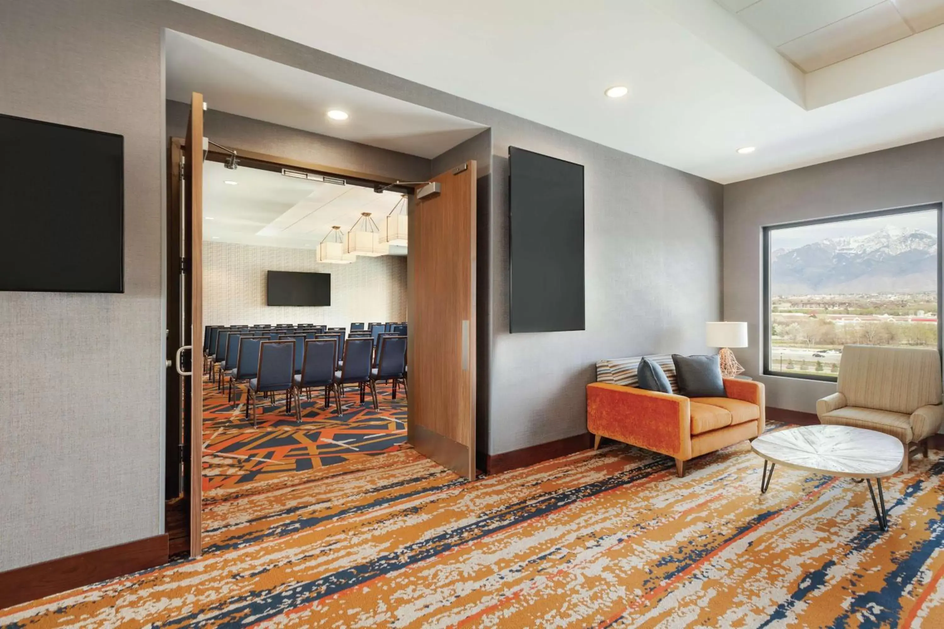 Meeting/conference room in Embassy Suites By Hilton South Jordan Salt Lake City