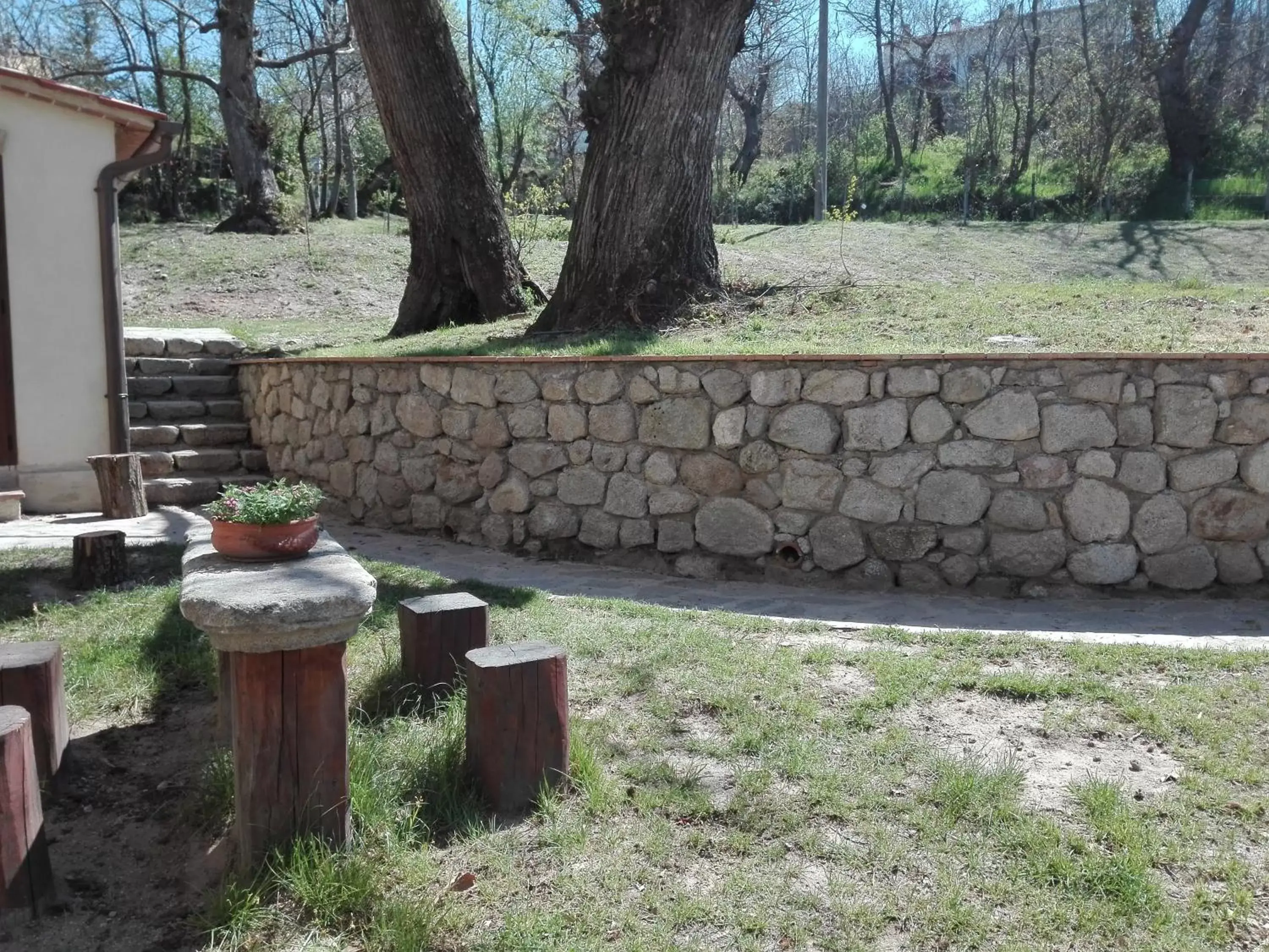 Facade/entrance, Garden in B&B Podere Legnotorto