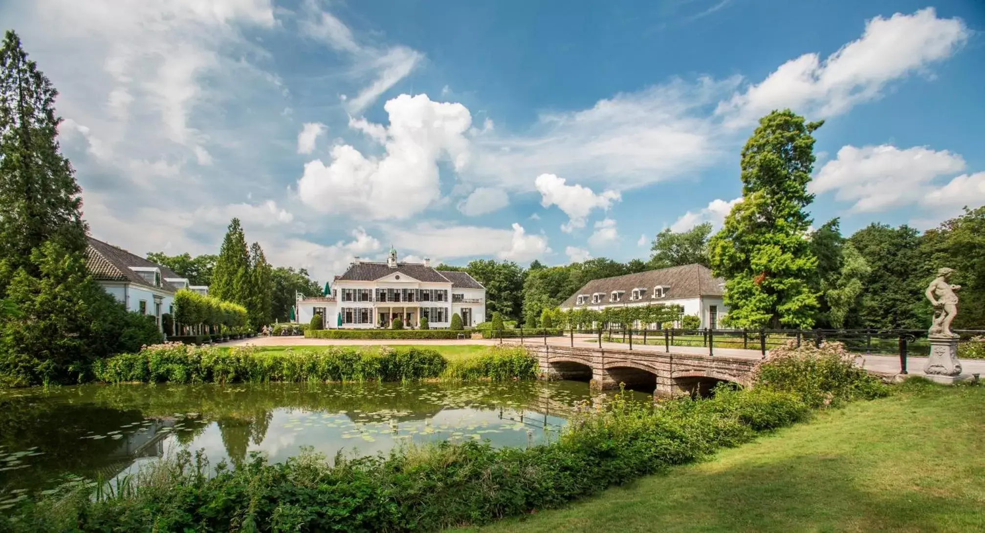 Property Building in Kasteel Engelenburg