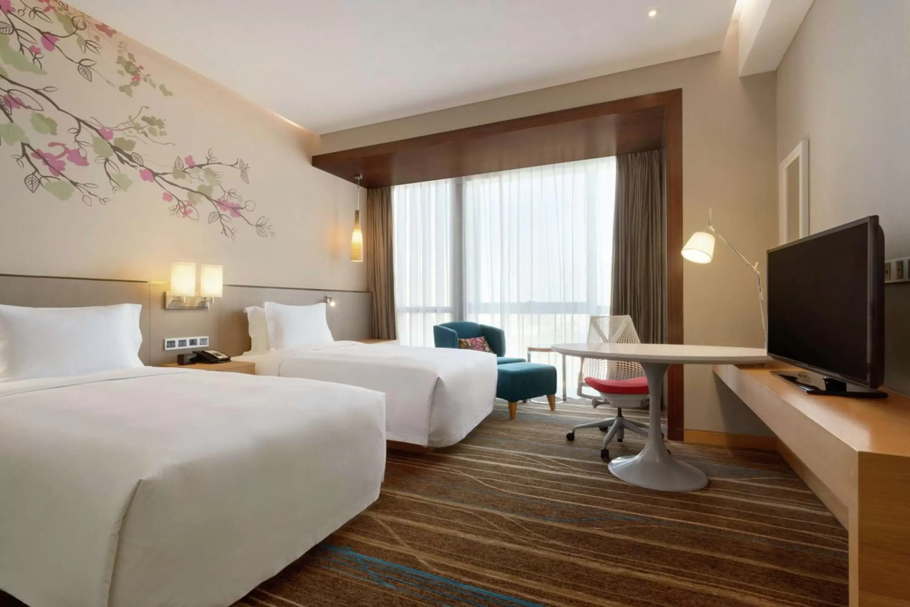 Bedroom, Bed in Hilton Garden Inn Shenzhen Bao'an