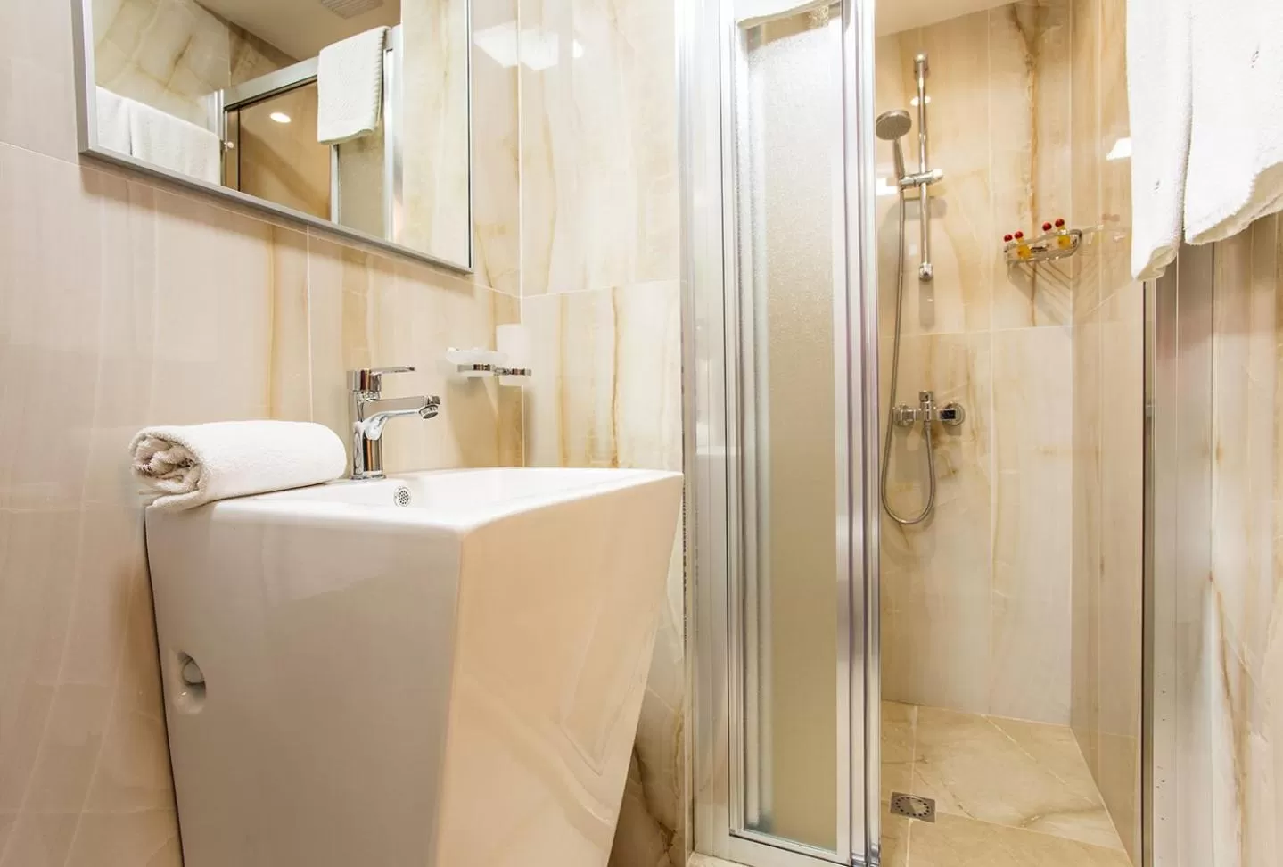 Shower in Sofia Place Hotel by HMG