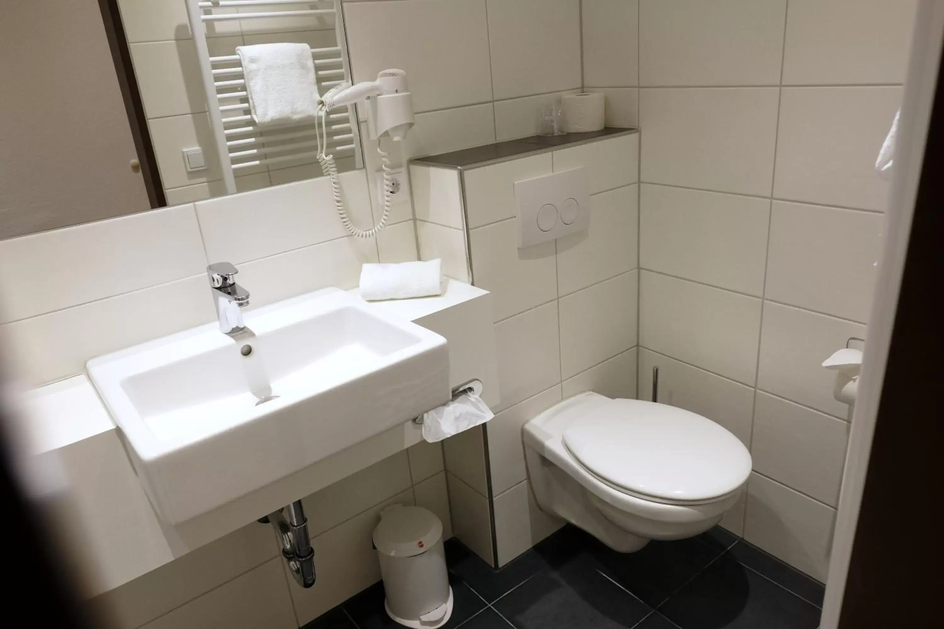 Comfort Single Room in Romantica Hotel Blauer Hecht Comfort Single Room in Romantica Hotel Blauer Hecht