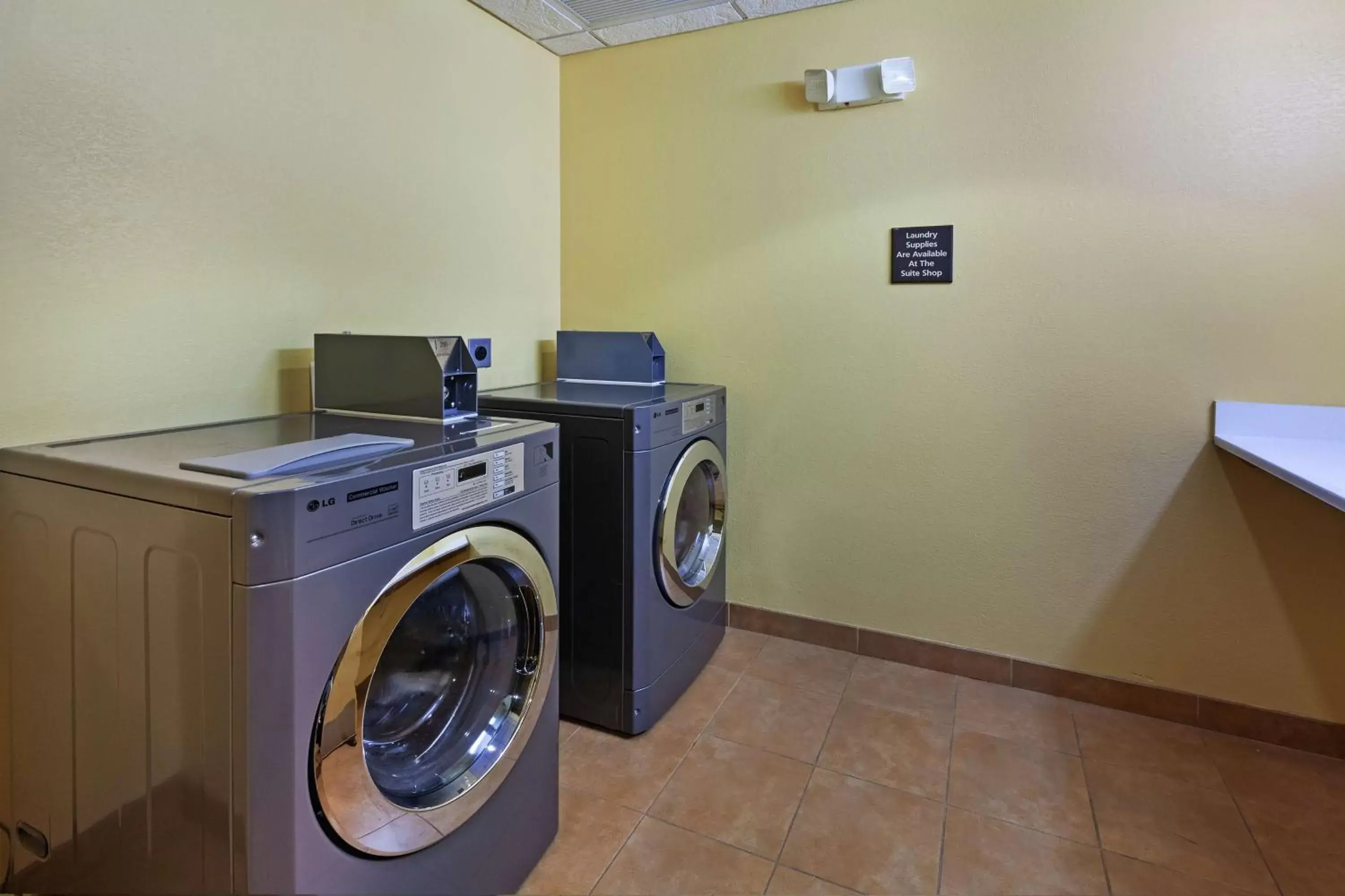 Property building in Hampton Inn & Suites Owasso Property building in Hampton Inn & Suites Owasso