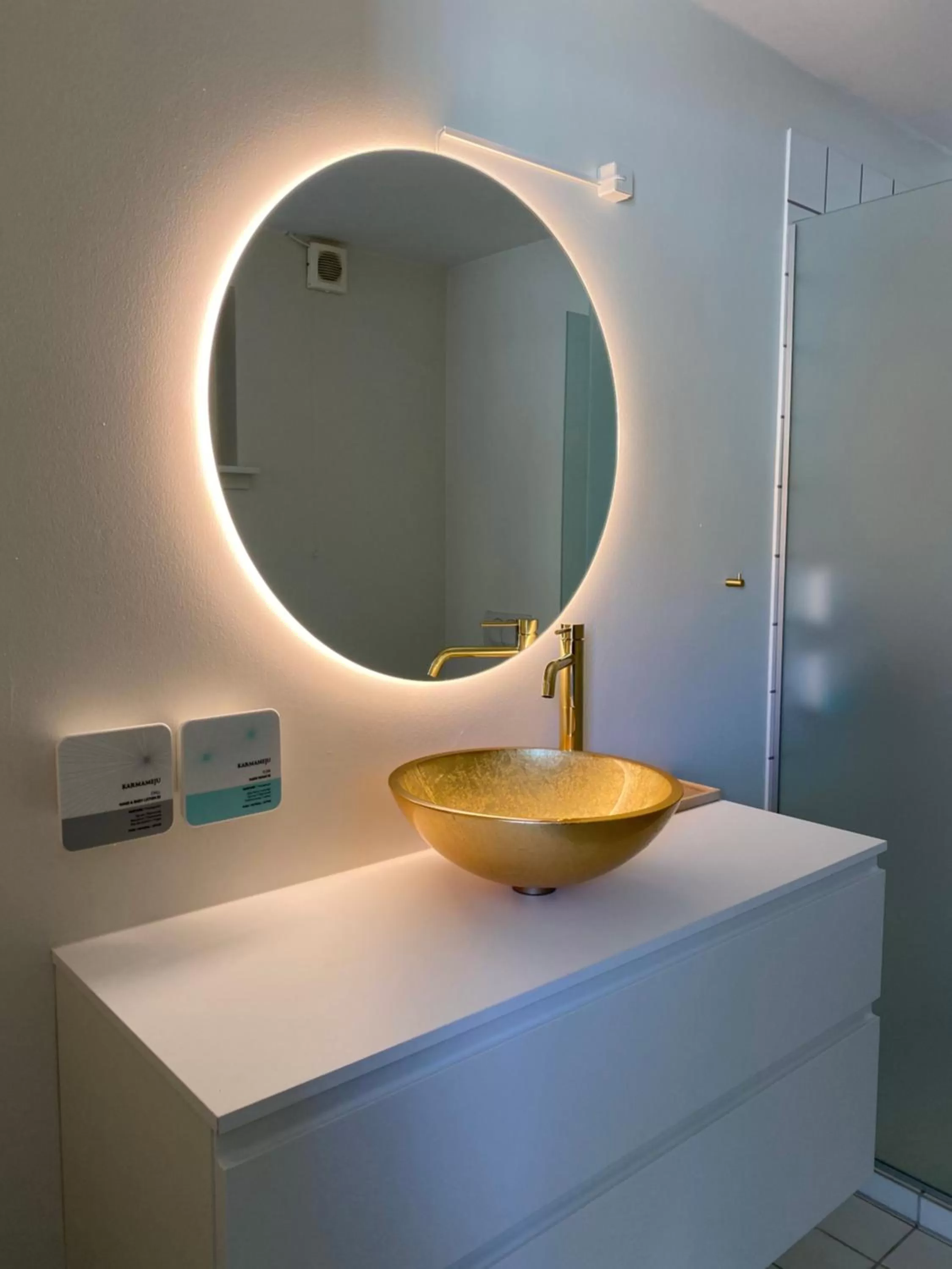 Bathroom in Skagen Harbour Hotel