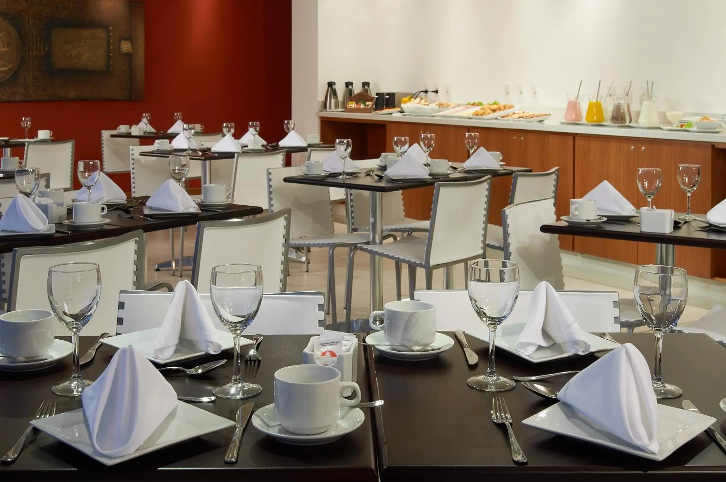Restaurant/places to eat in Real Colonia Hotel & Suites Restaurant/places to eat in Real Colonia Hotel & Suites