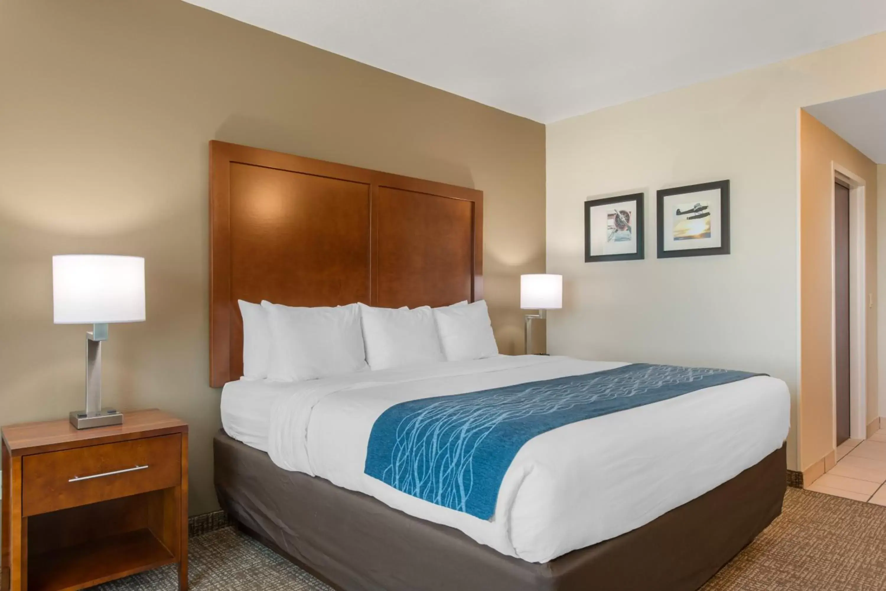 Bed in Comfort Inn & Suites Tavares North