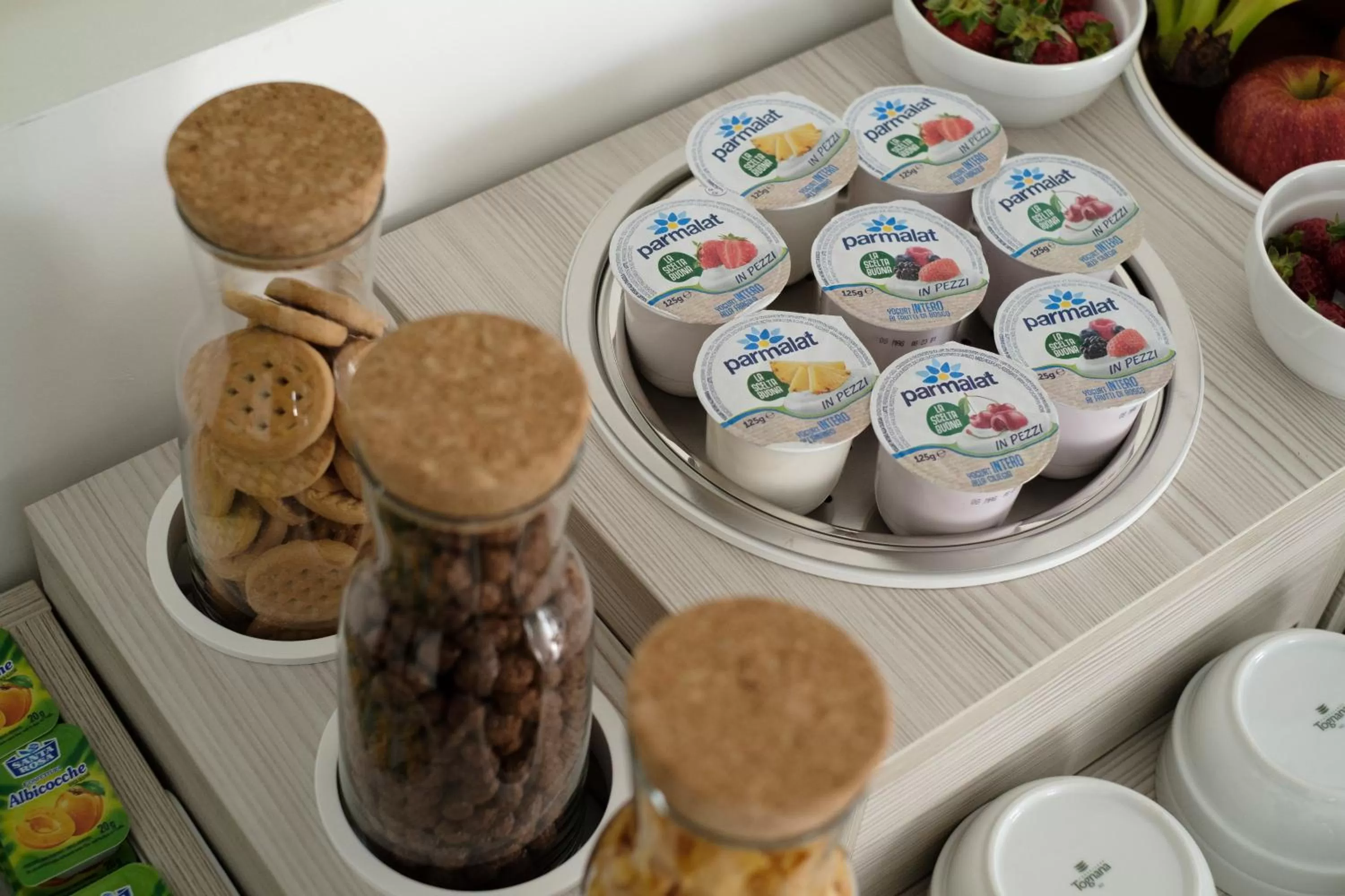 Buffet breakfast, Food in Domea Superior Rooms Bed and Breakfast